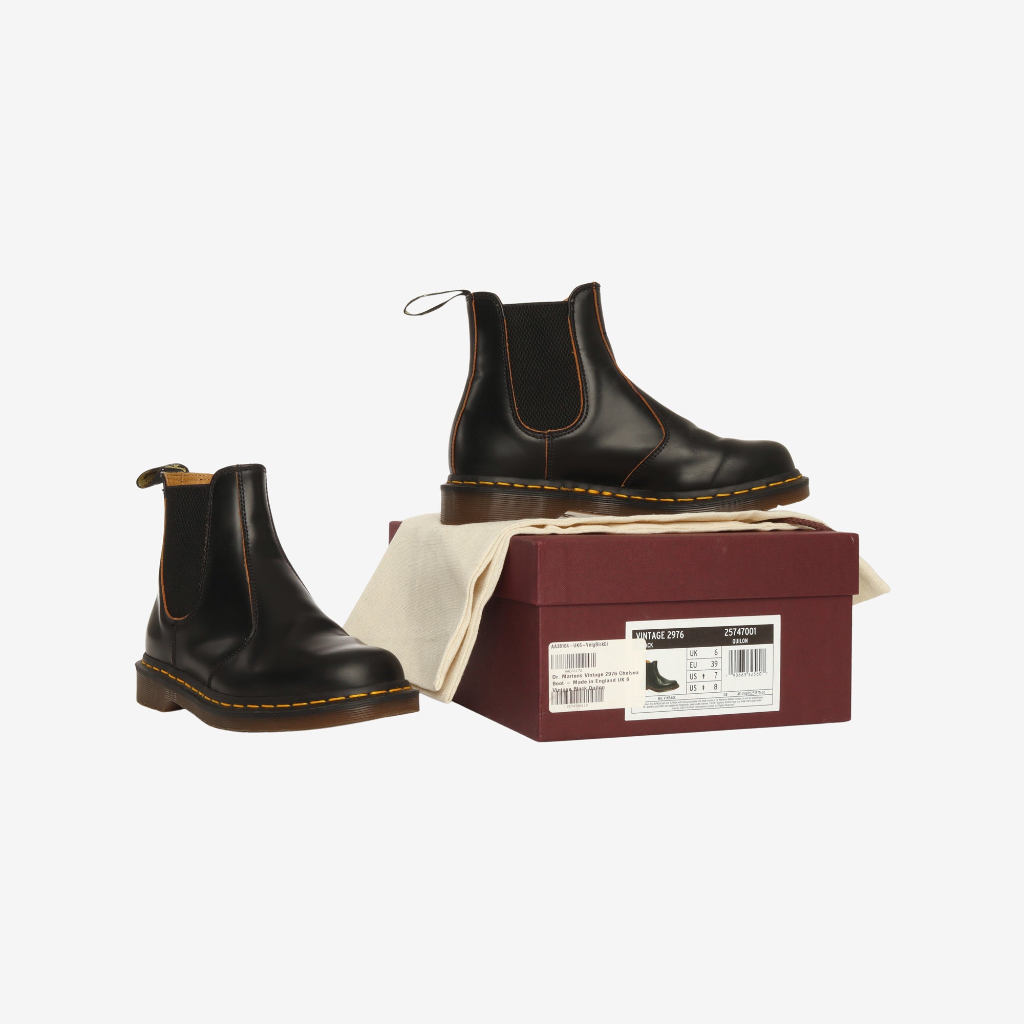 Vintage 2976 Chelsea Boots