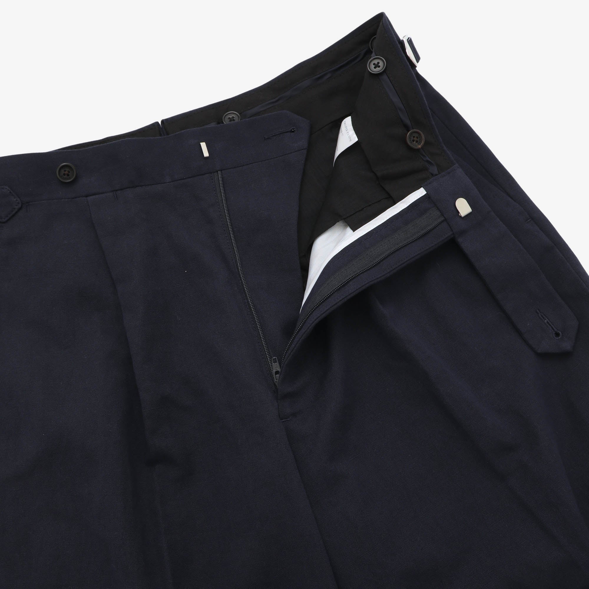 Di Sondrio Pleated Chinos (30W X 28.5L)