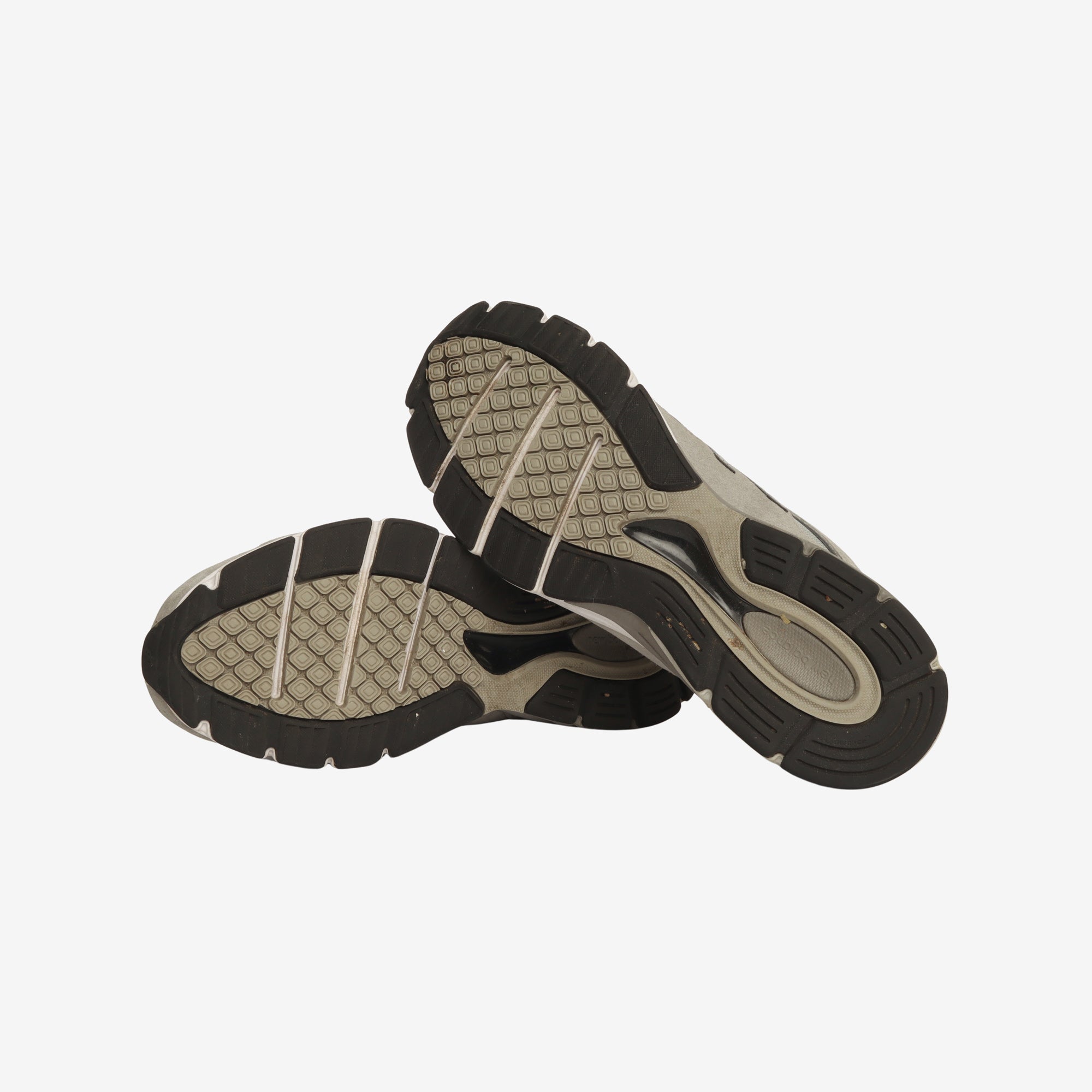 990v4 Sneakers (USA)