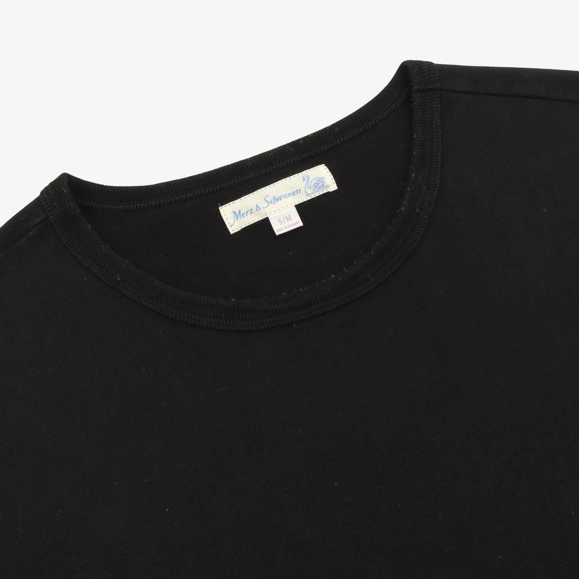 2M15C Cropped Mid Century Refined Fit Tee
