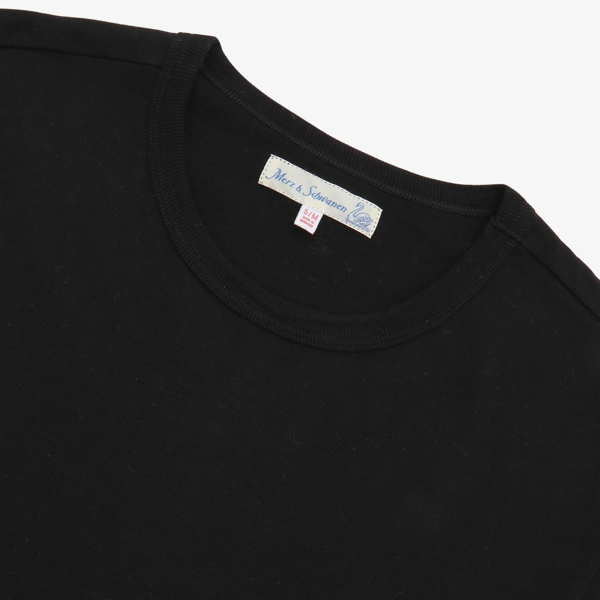 2M15C Cropped Mid Century Refined Fit Tee