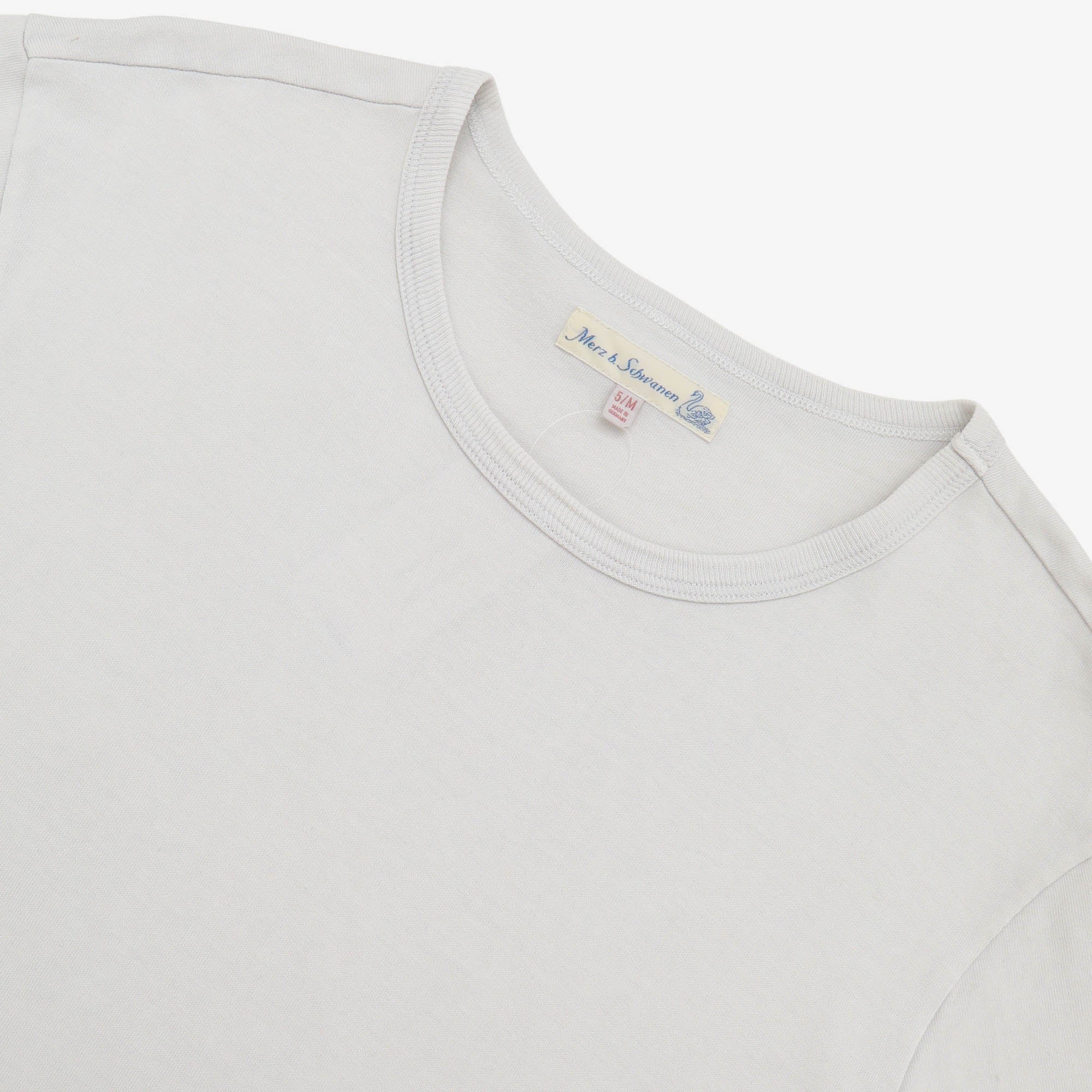 2M15C Cropped Mid Century Refined Fit Tee