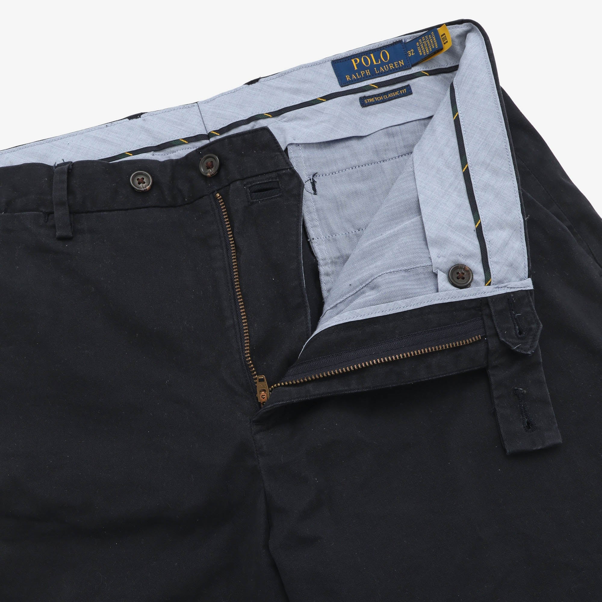 Stretch Classic Fit Chino Shorts (33W)