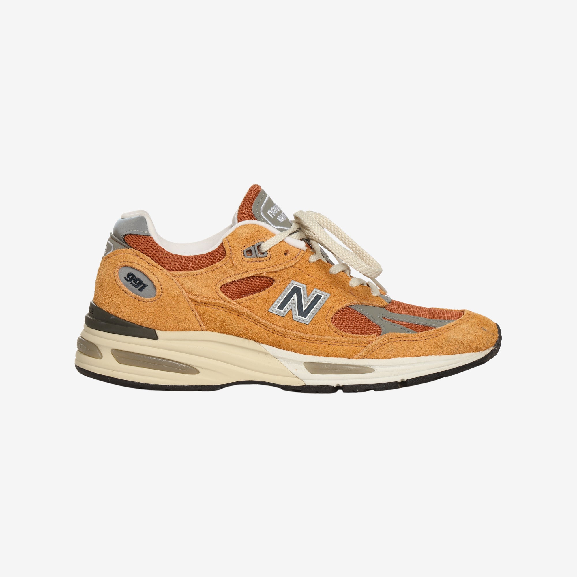 991v2 Suede Sneakers (UK)