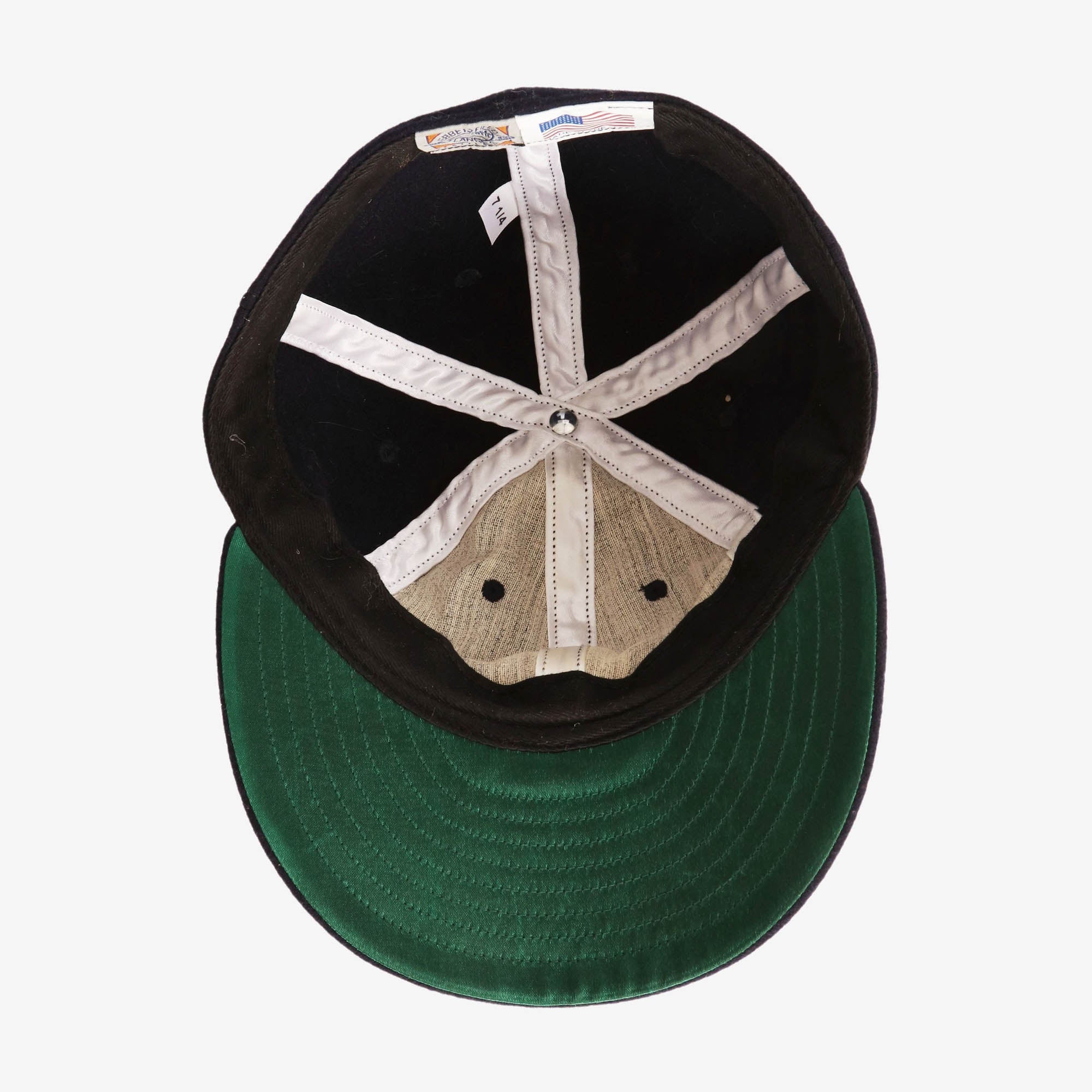 Darby Daisies Wool Cap