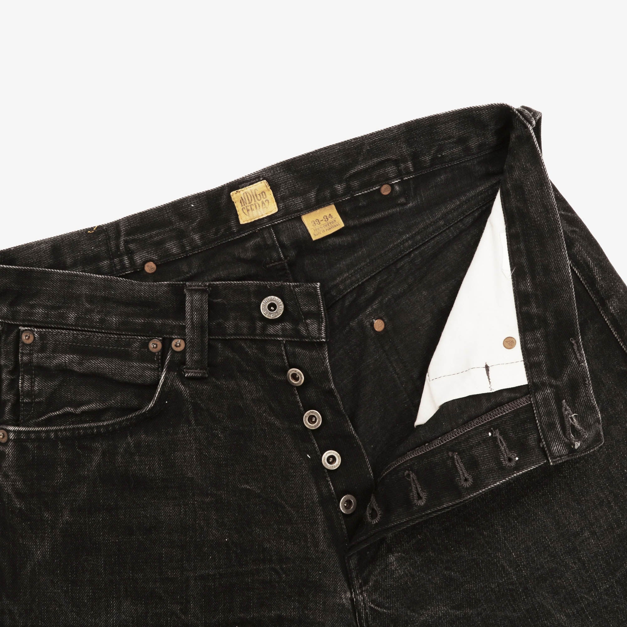 Cinch Back Straight Selvedge Jeans (33W X 31.5L)