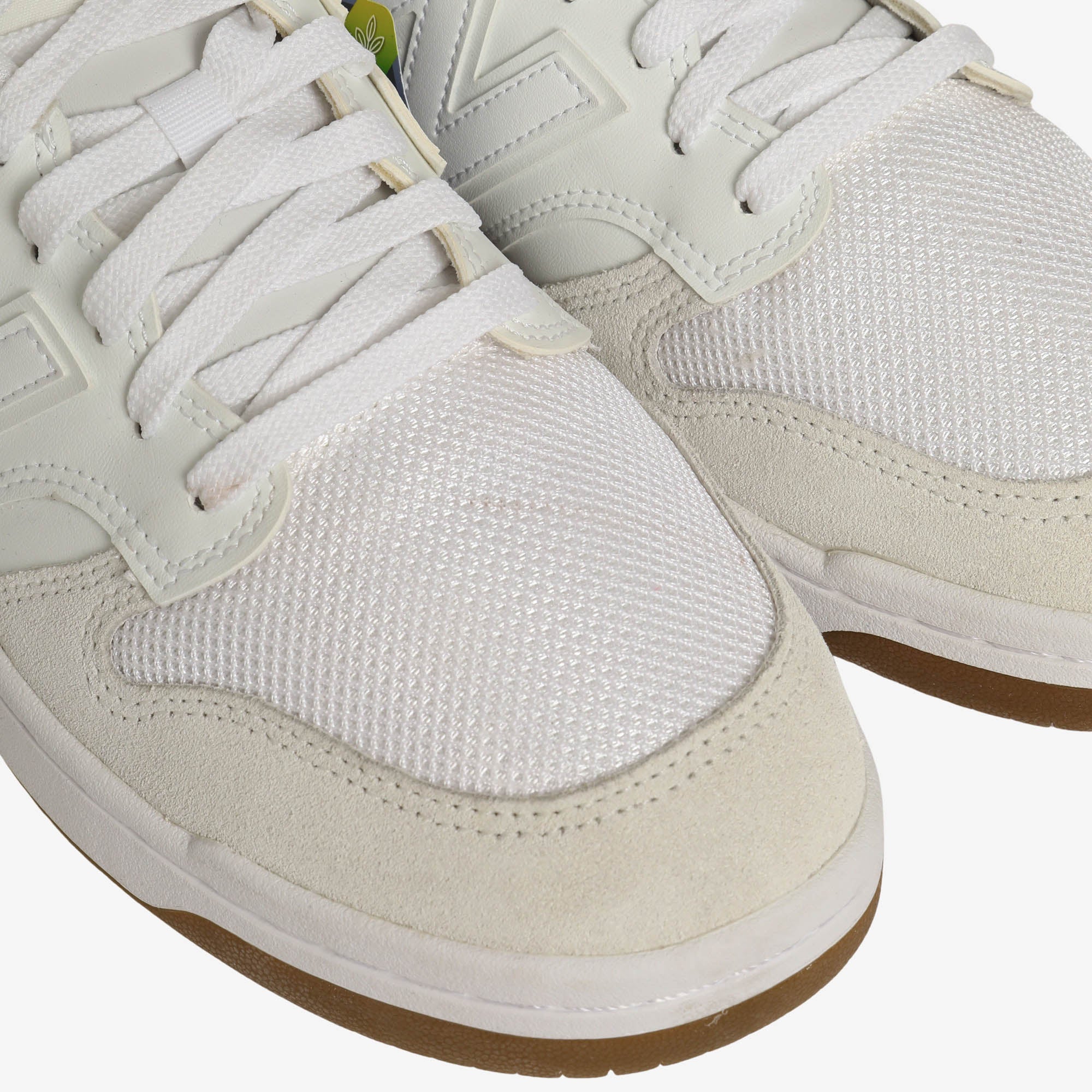 480 Sneakers