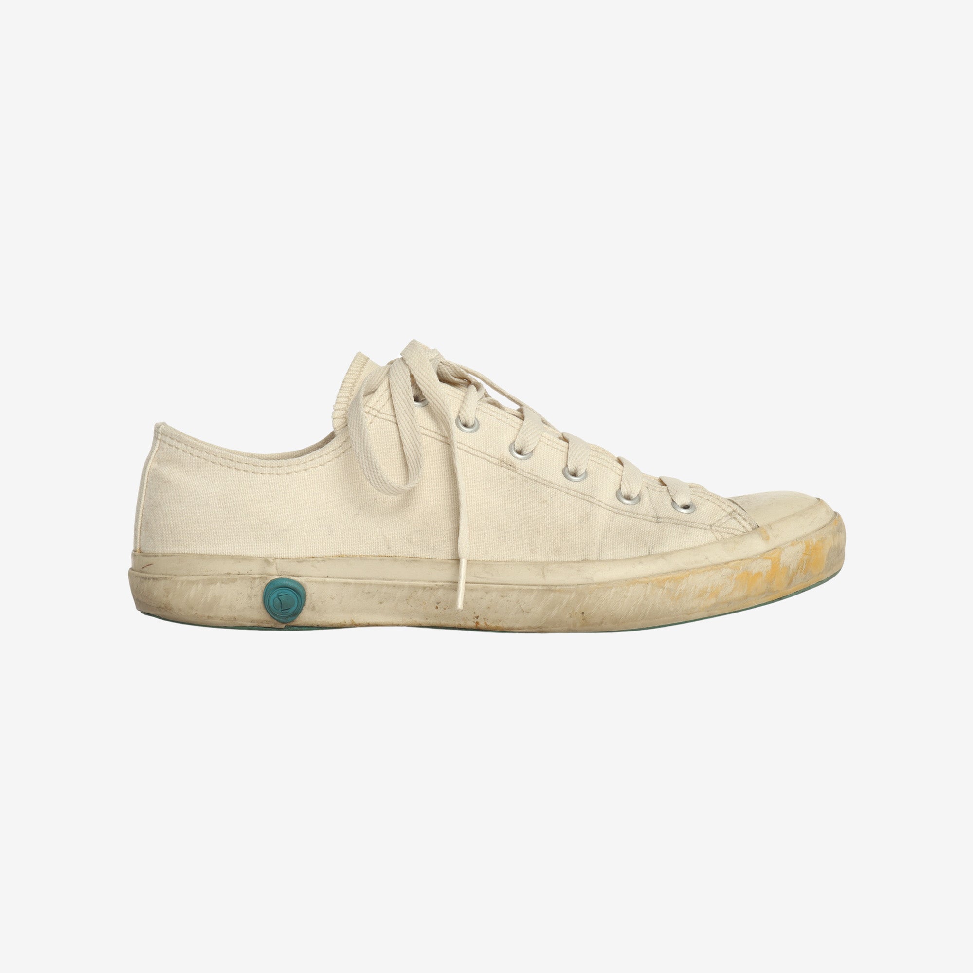 01JP Low Sneakers