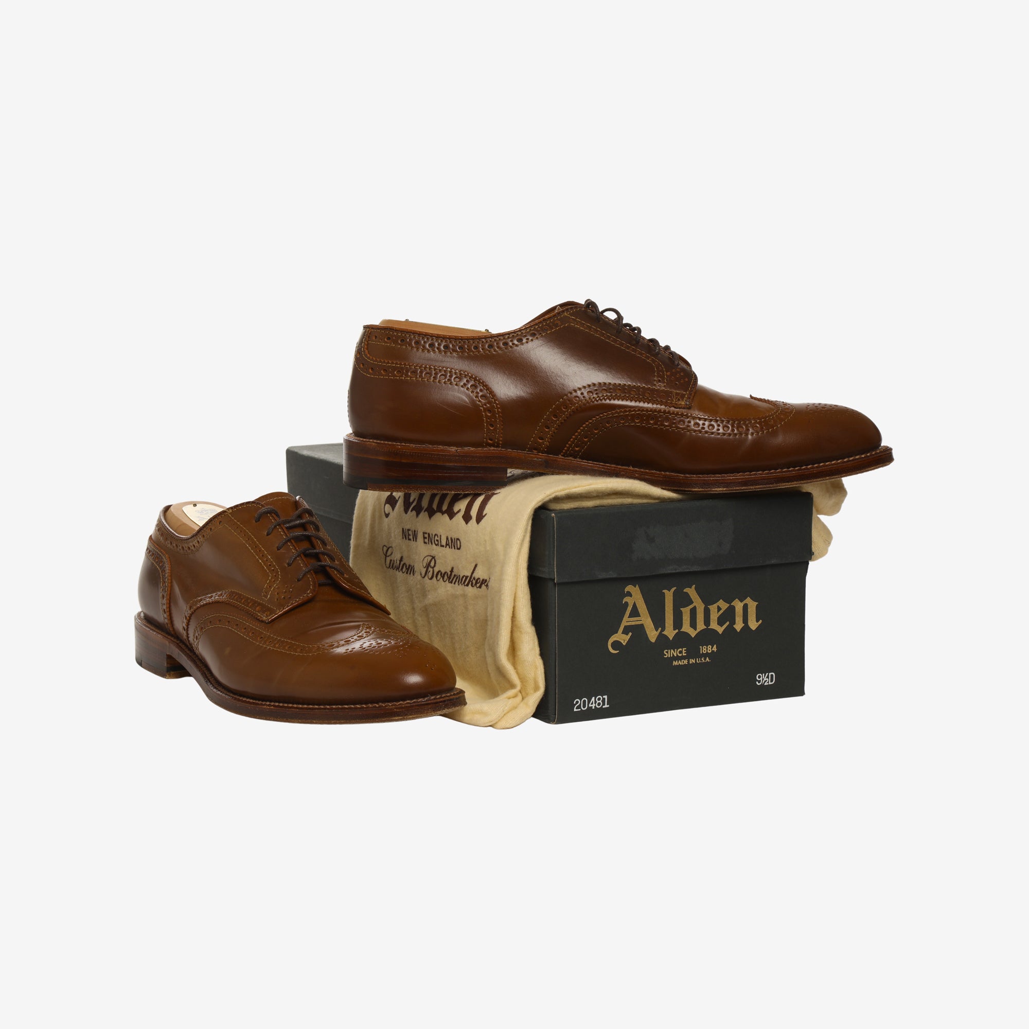 20481 Cordovan Short Wing Blucher + Trees