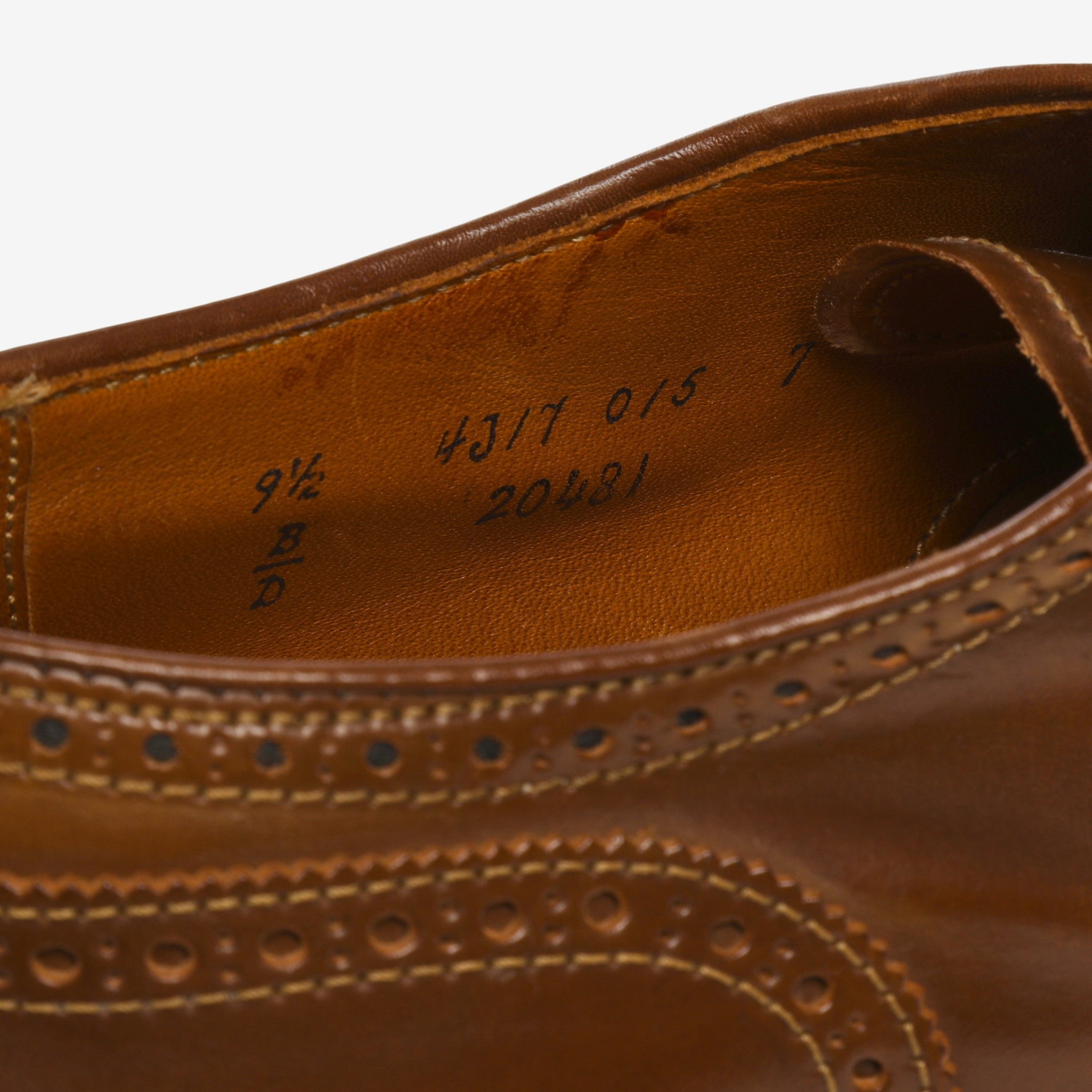 20481 Cordovan Short Wing Blucher + Trees