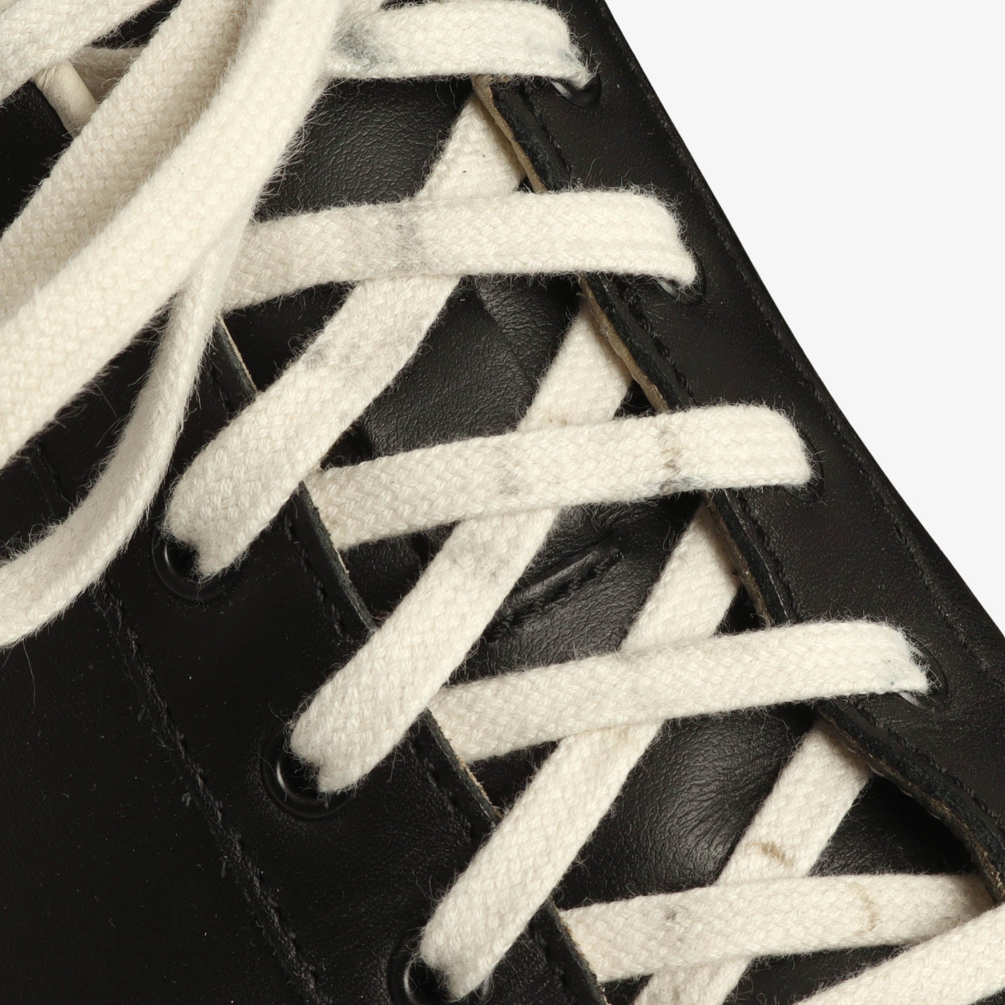 Achilles Low Sneakers