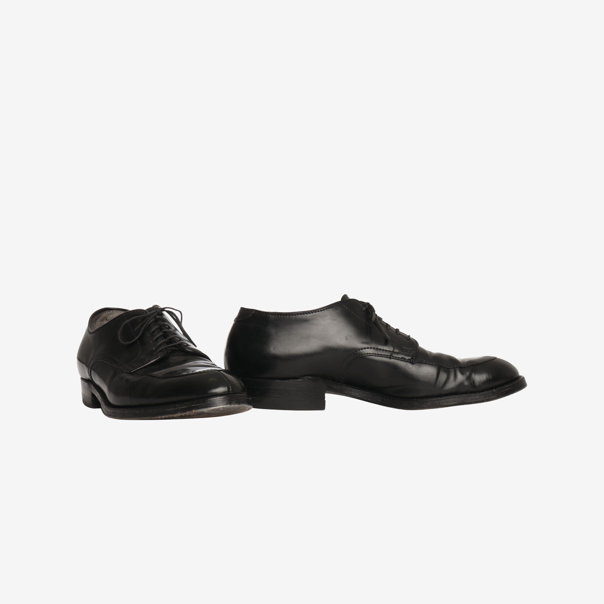 54332 Cordovan V-Tip Blucher