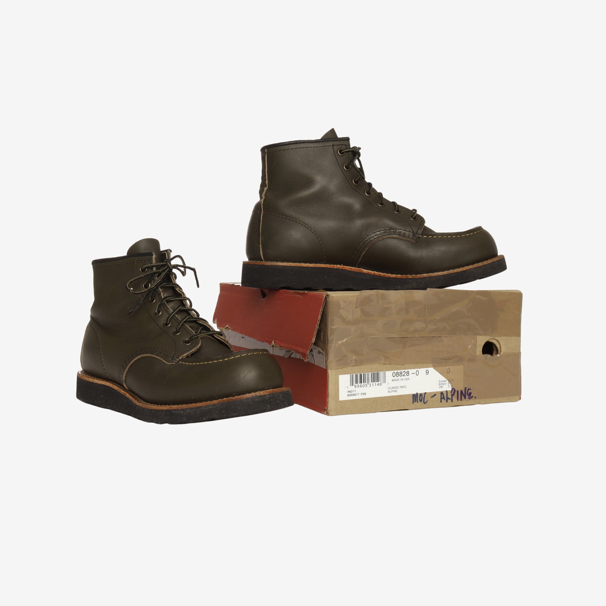8828 Classic Moc Toe Boots