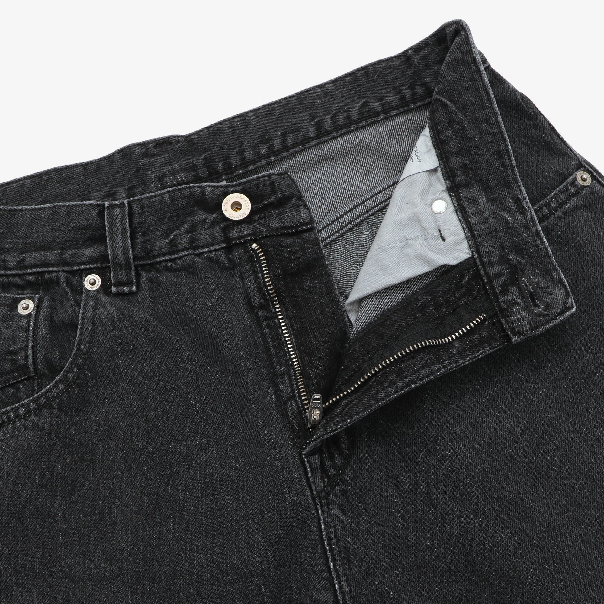 Black Wash Selvedge Jeans (31W X 26L)