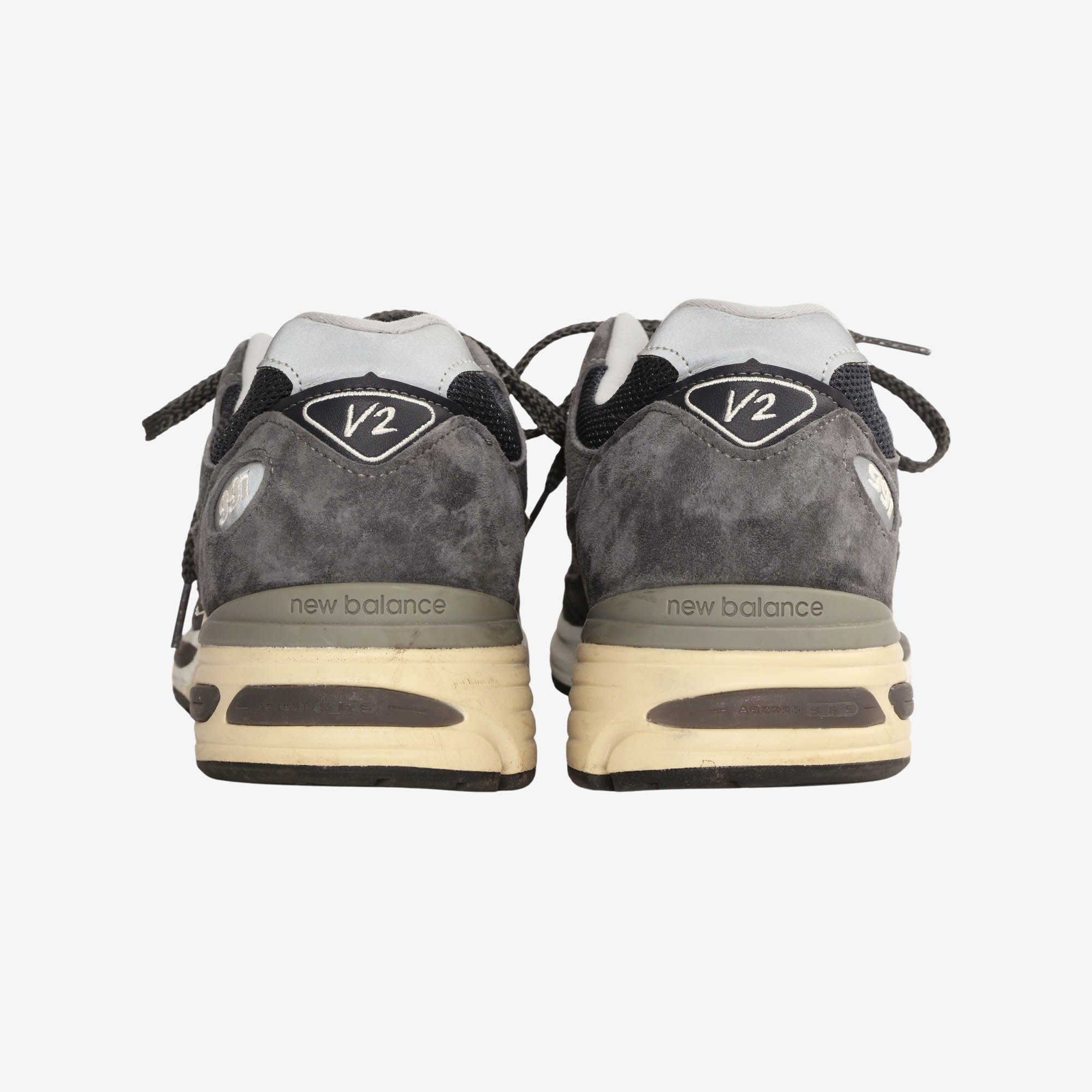 991v2 Sneakers (Made in UK)