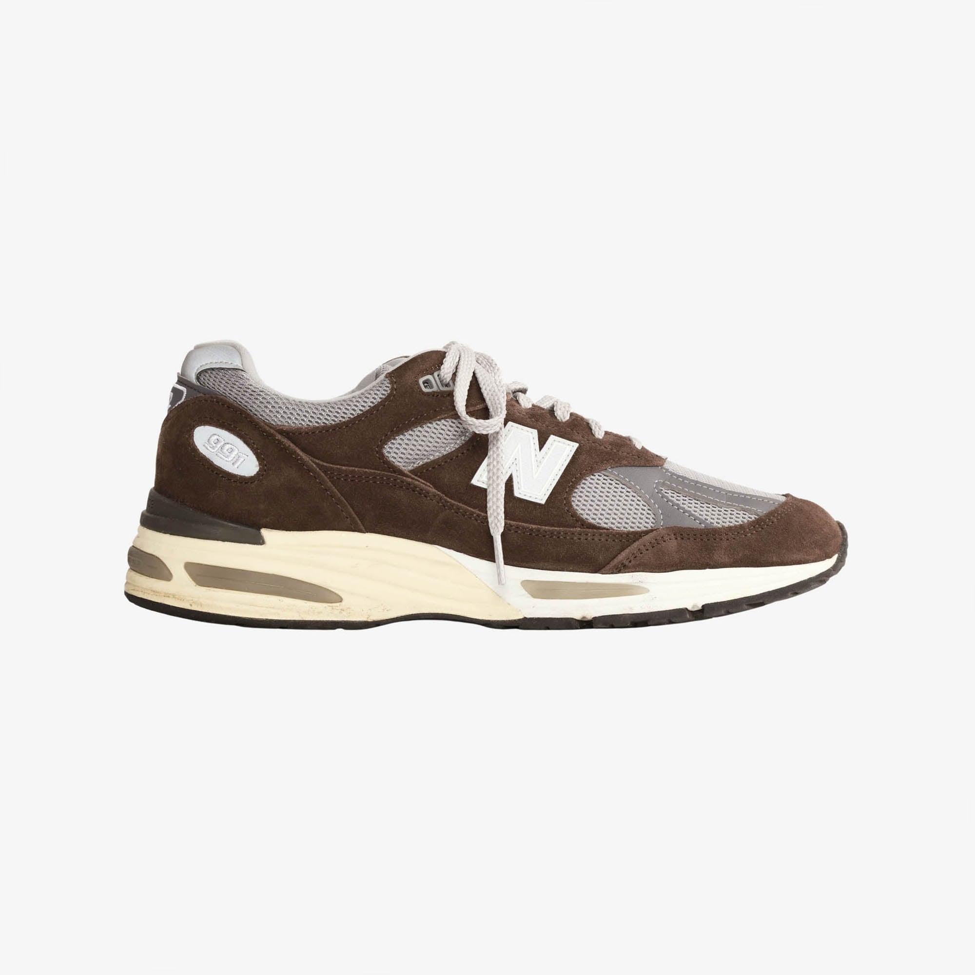 991v2 Sneakers (Made in UK)
