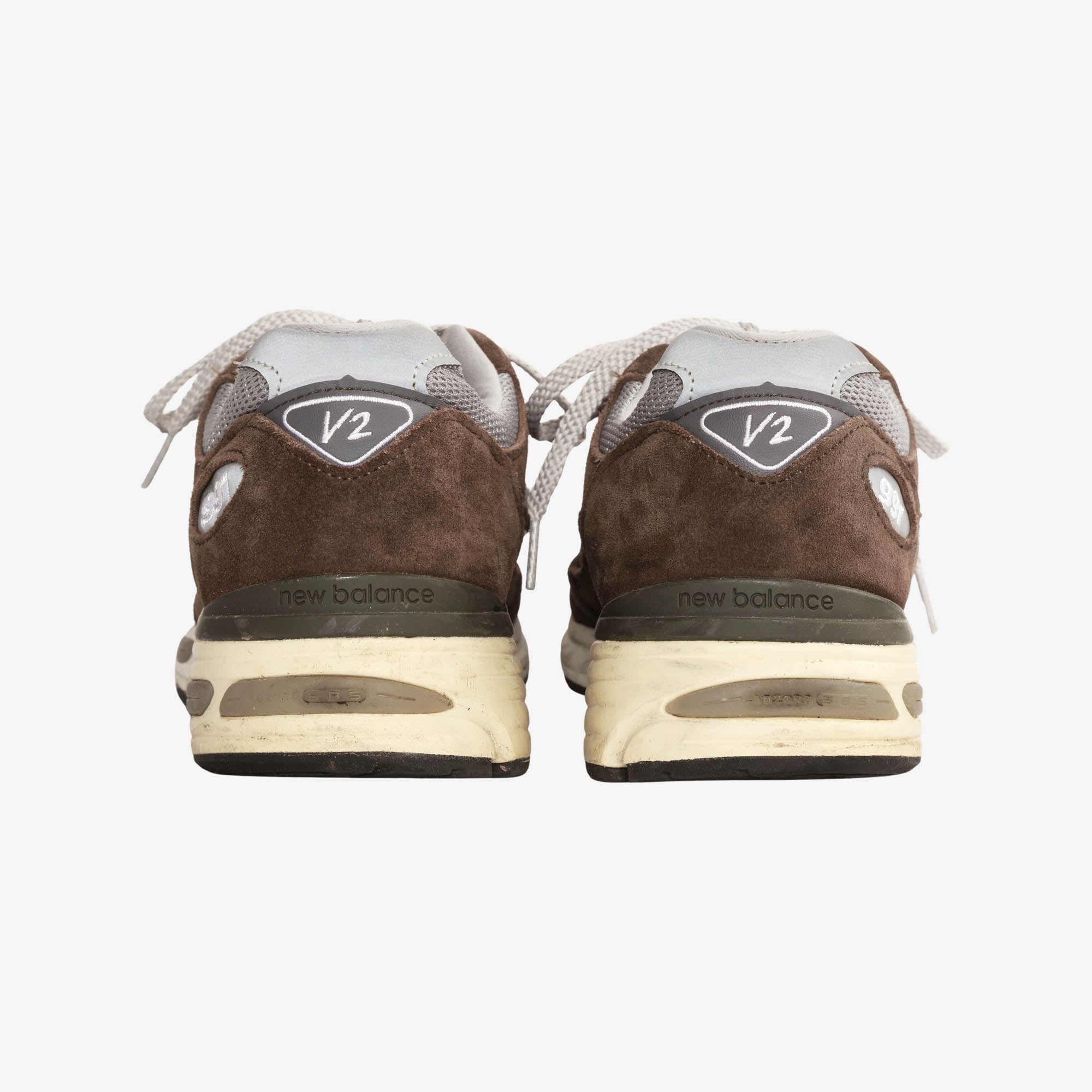 991v2 Sneakers (Made in UK)