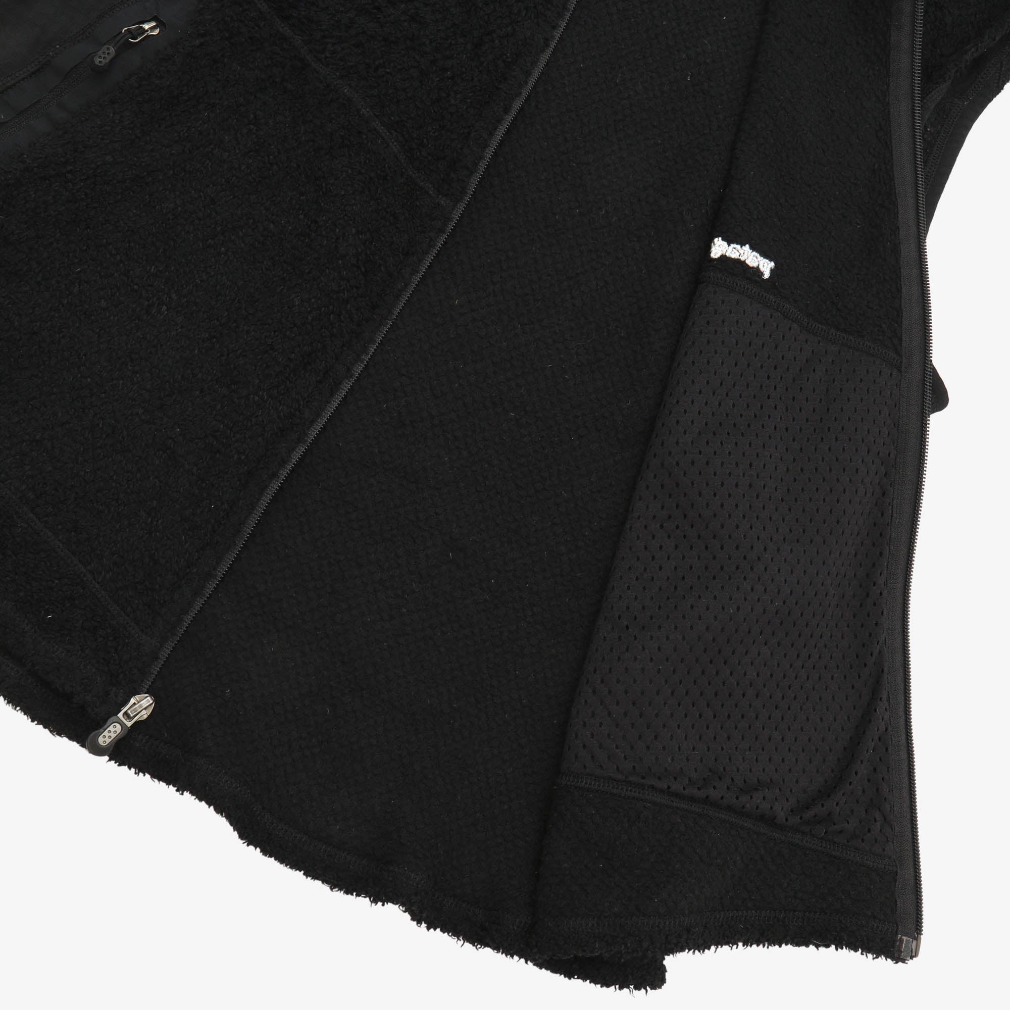 R2 Vest