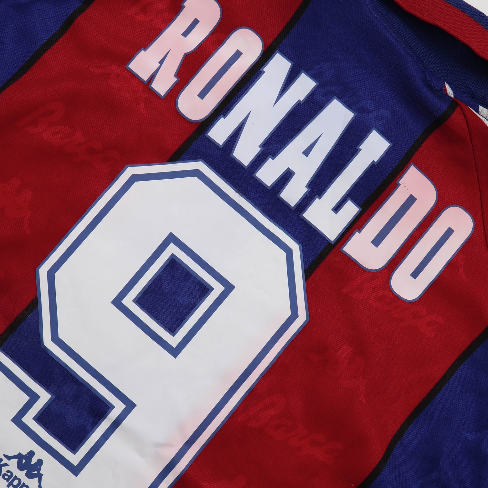 Barcelona 1995-97 LS Home Shirt (Ronaldo)