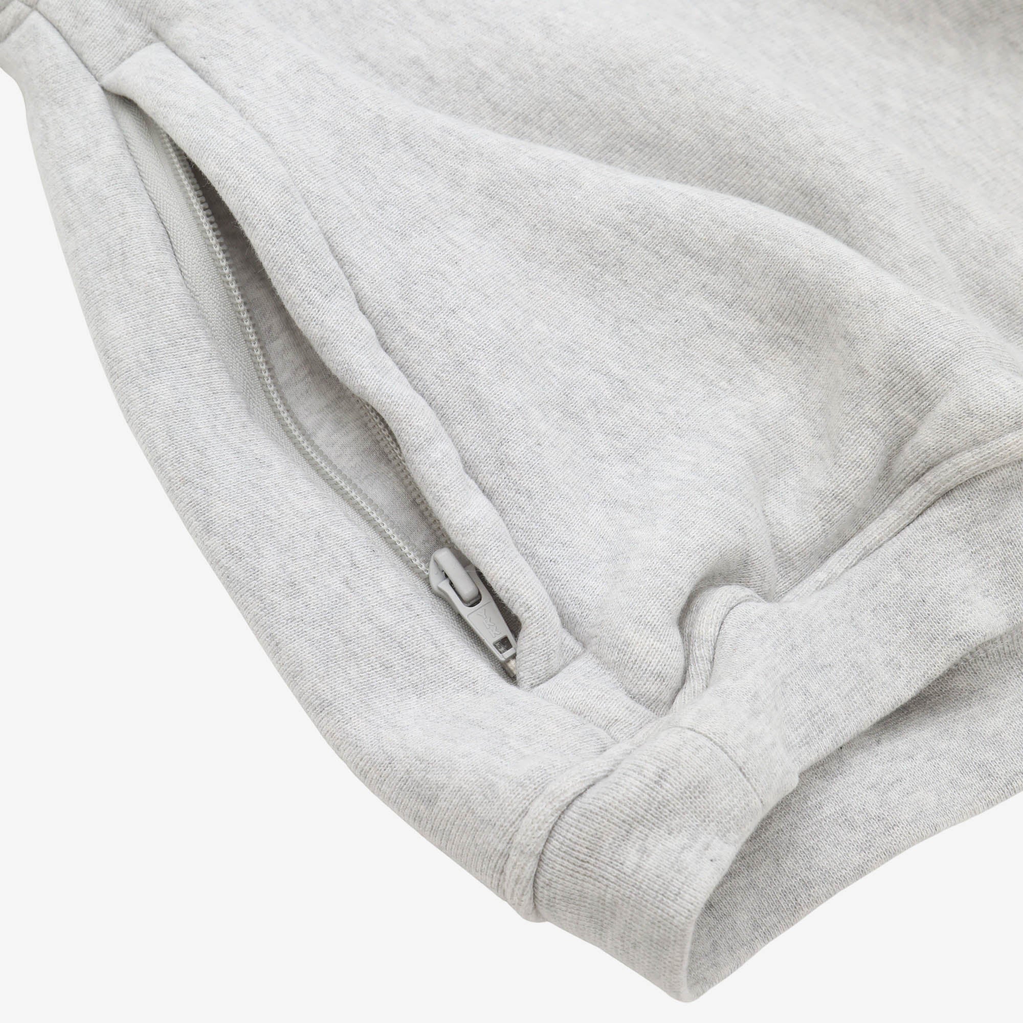 NY Puff Graphic Half Zip Sweashirt