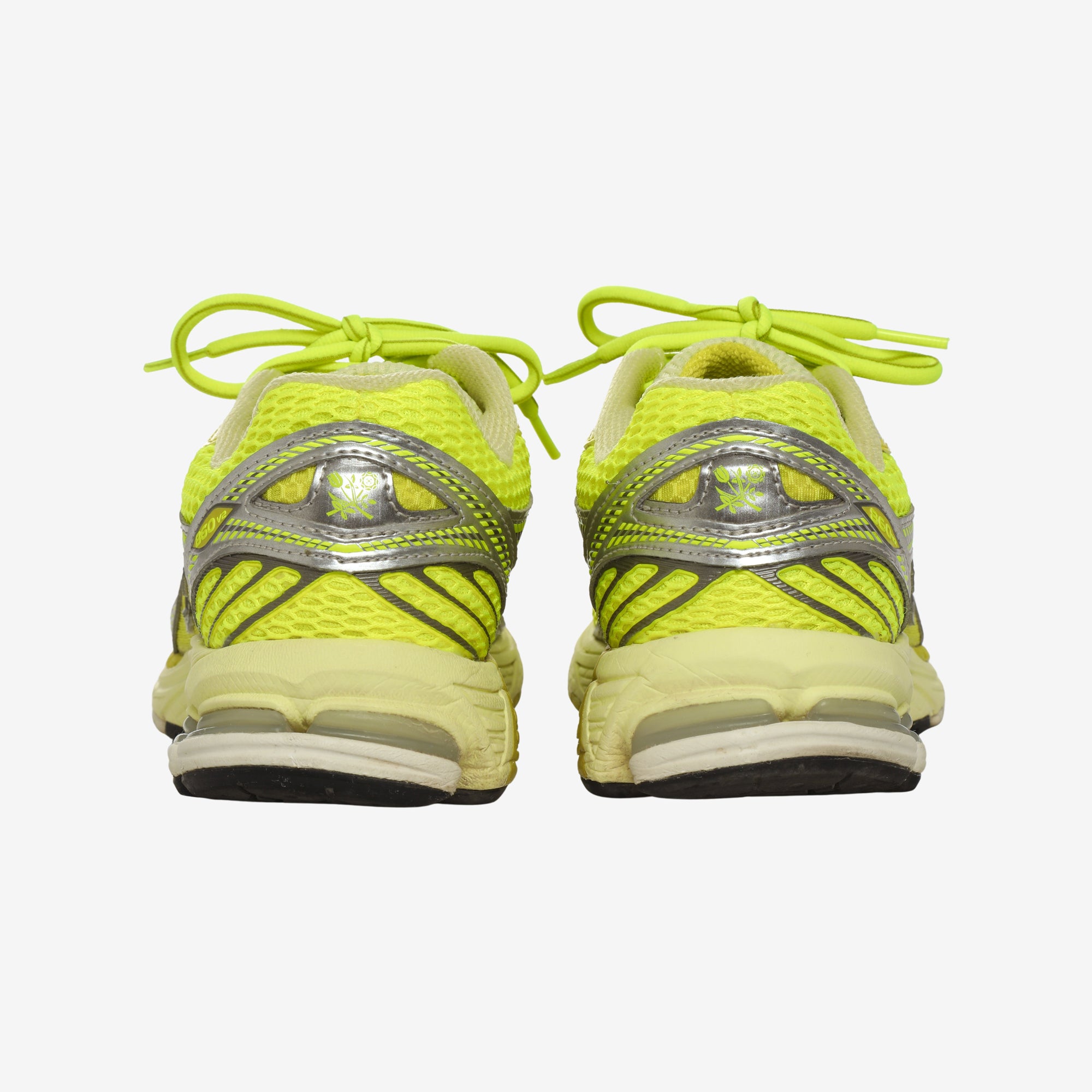 860v2 Sneakers (Aime Leon Dore)