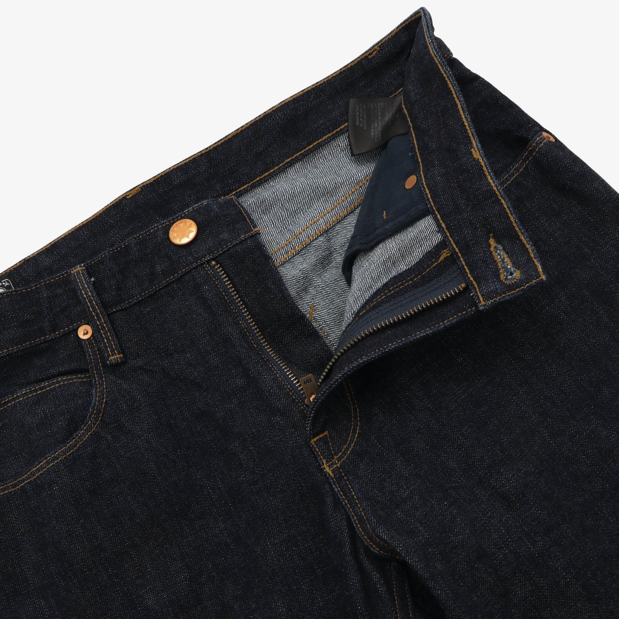 Avila Slim Taper Selvedge Jeans (32W X 33L)
