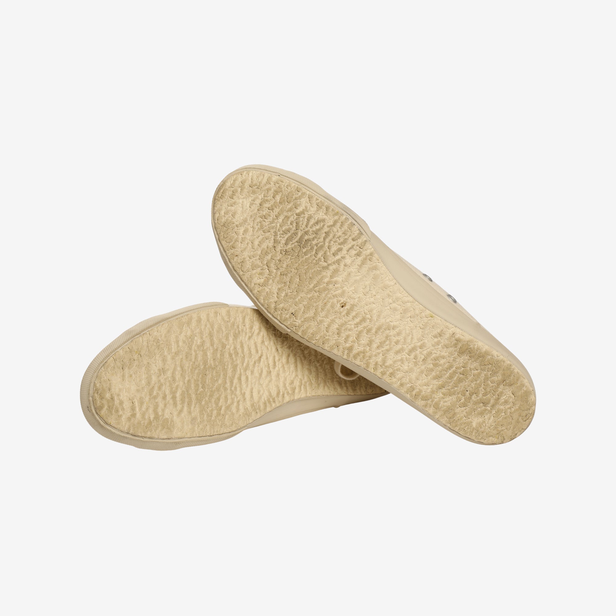 Court Canvas Sneaker