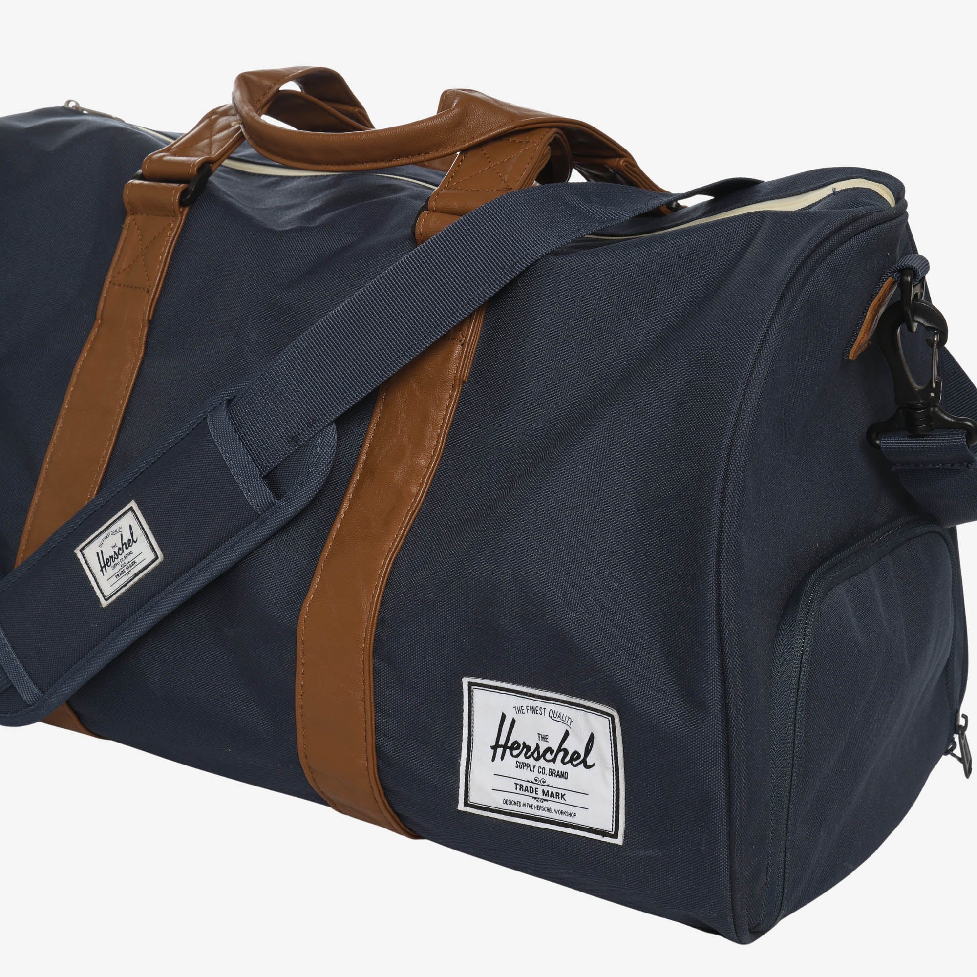 Novel Duffle