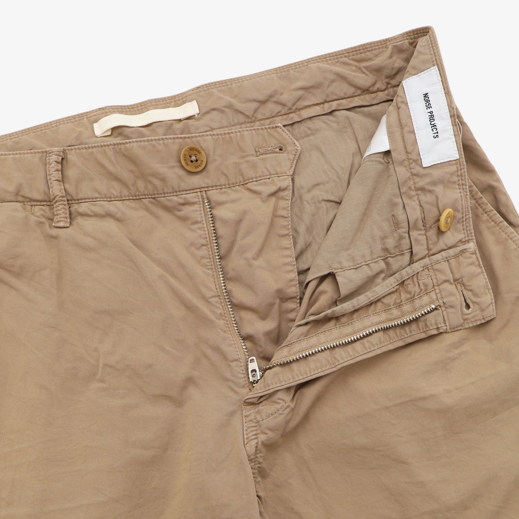 Aros Light Twill Shorts (32W)