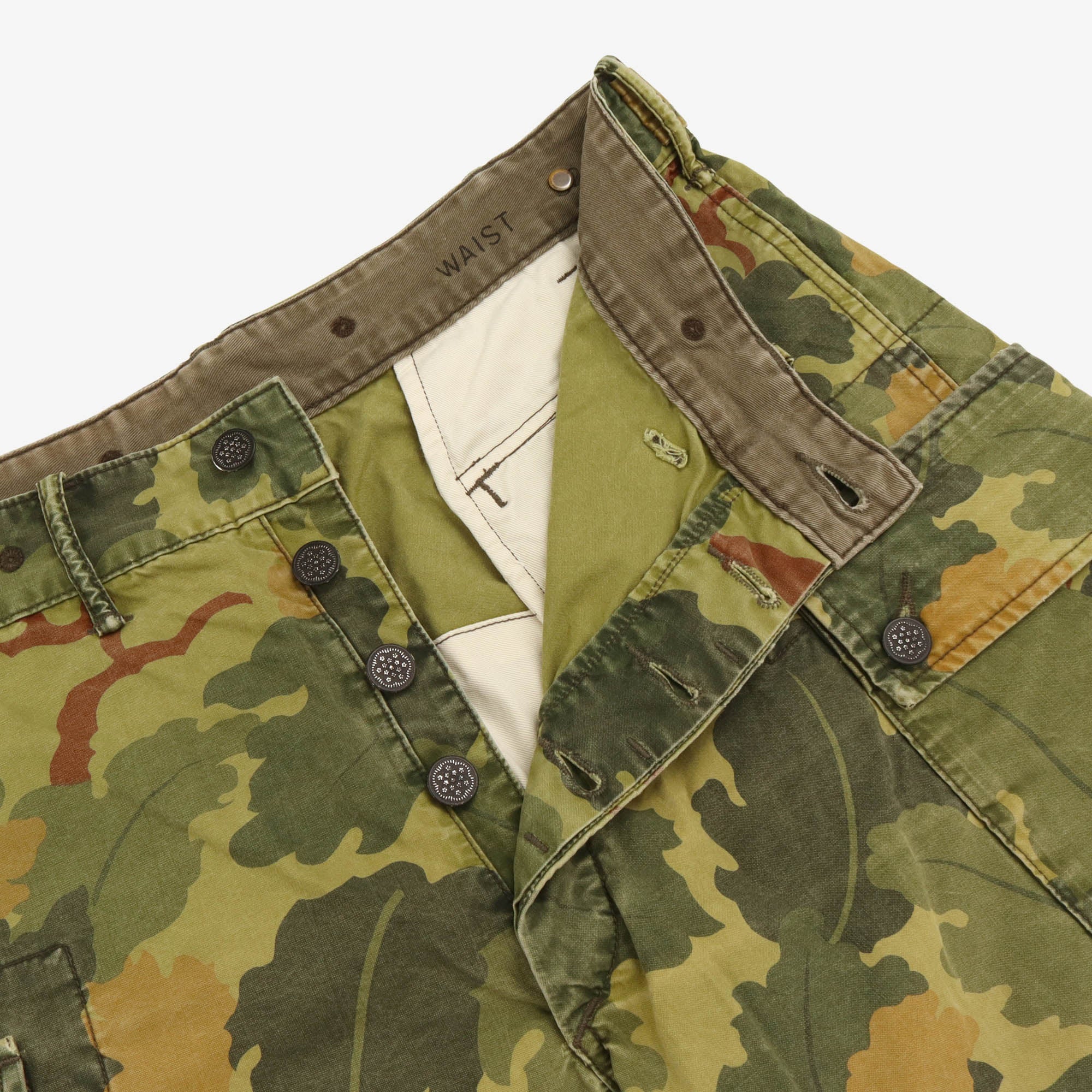 Camo Print Shorts (32W)