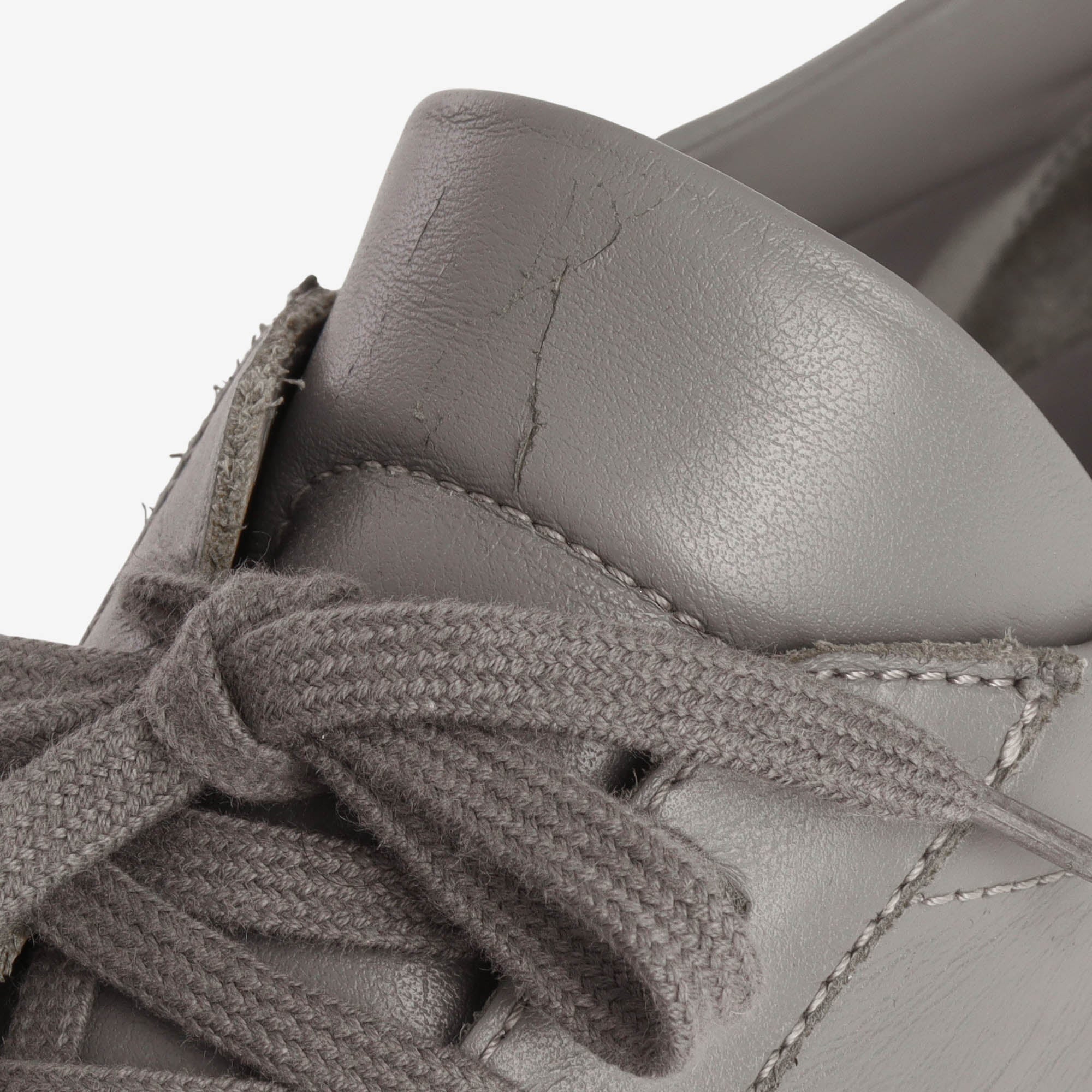 Achilles Low Sneakers