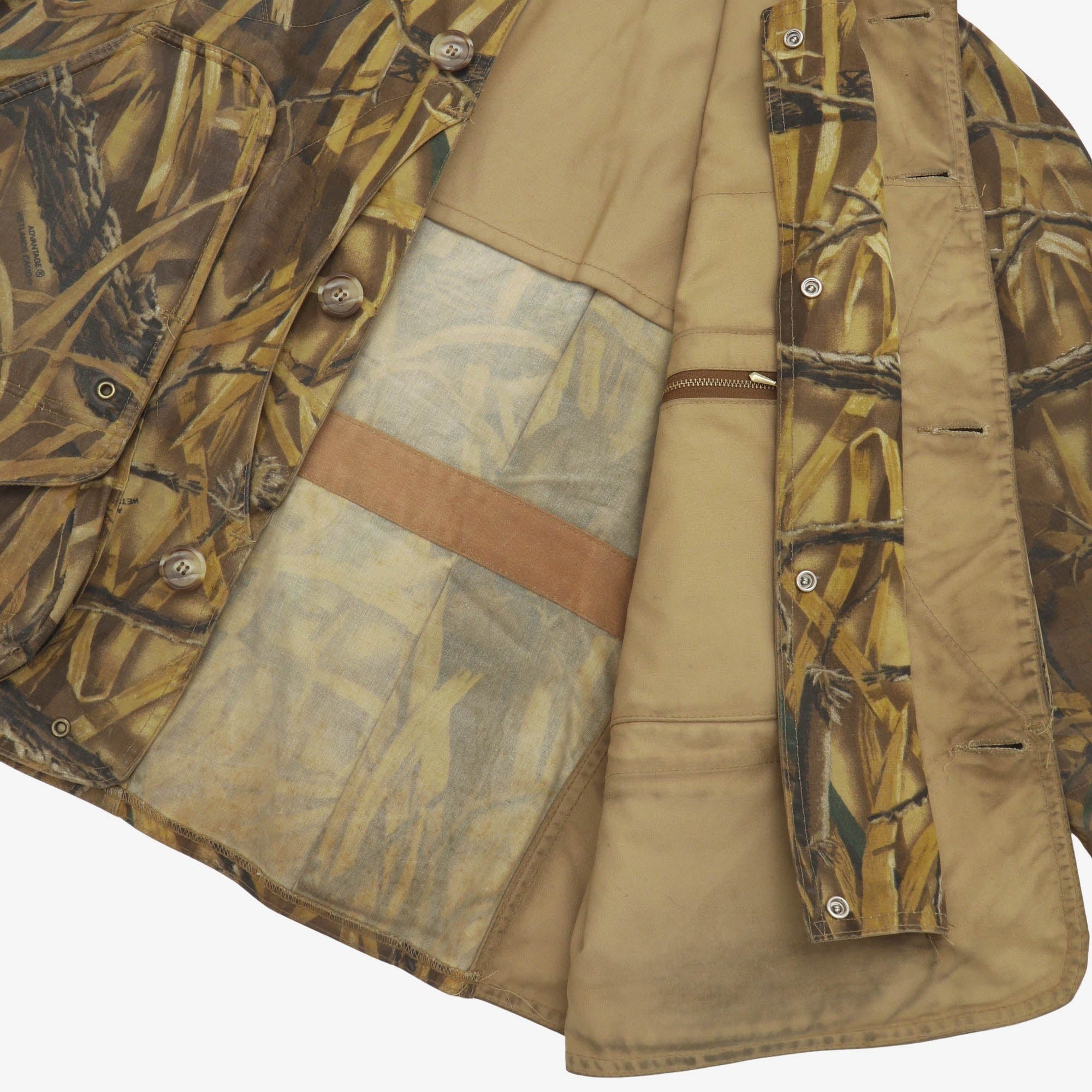 Shelter Waterfowl Upland Coat Shadow Grass