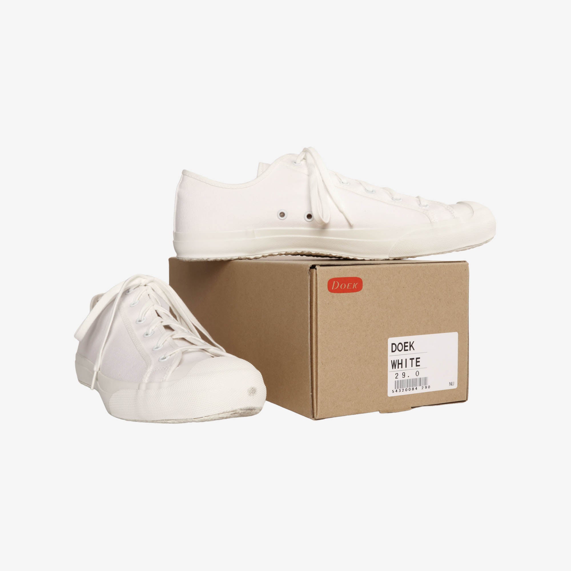 Court Canvas Sneakers