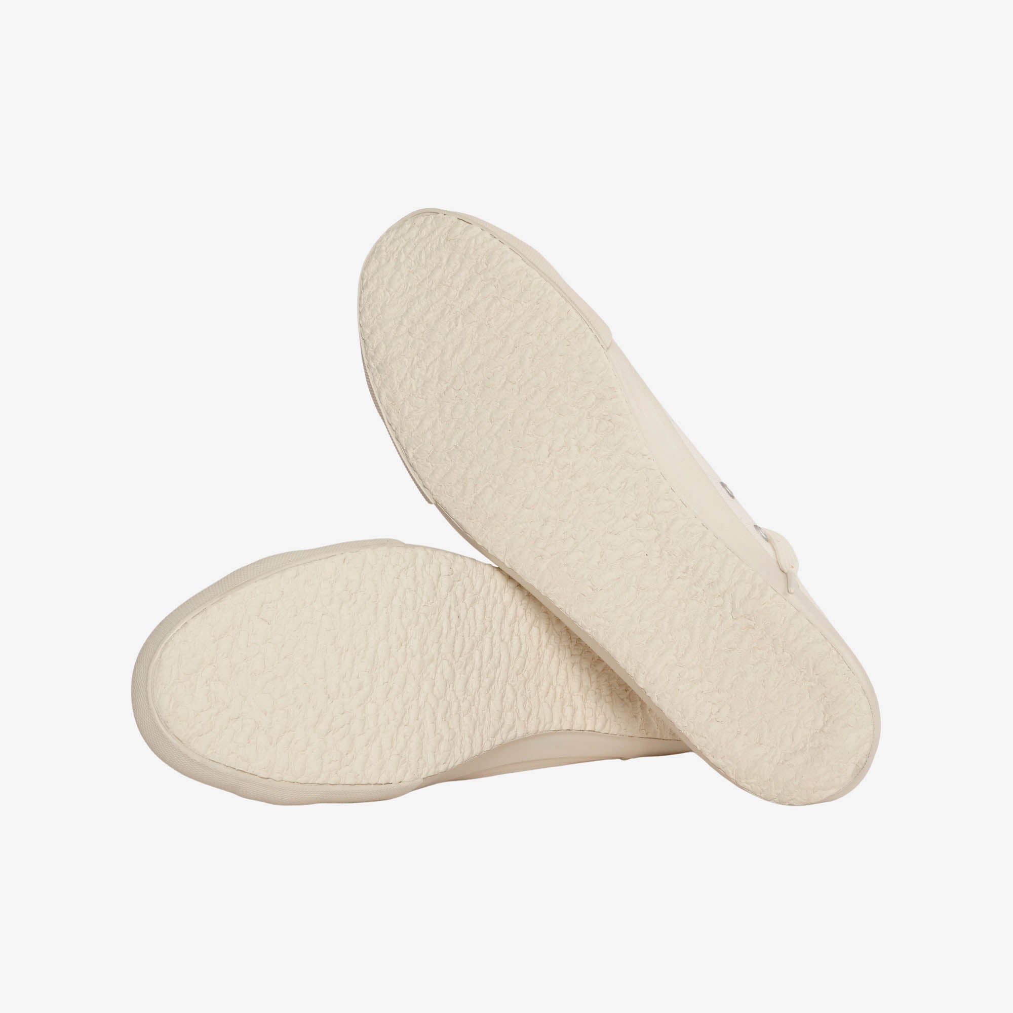 Court Canvas Sneakers