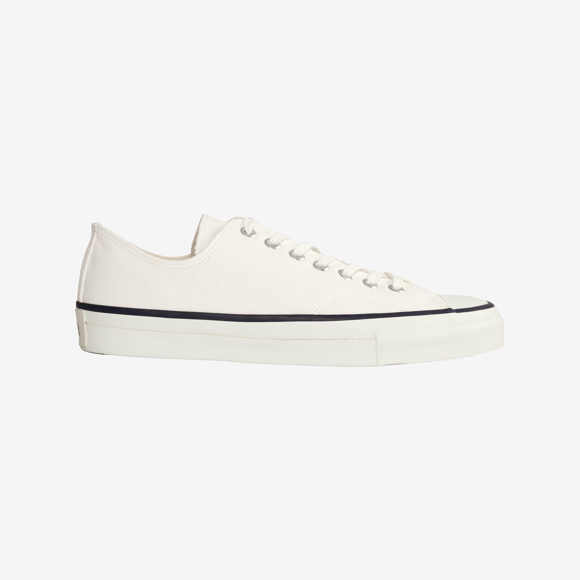 046 Canvas Athletic Shoes