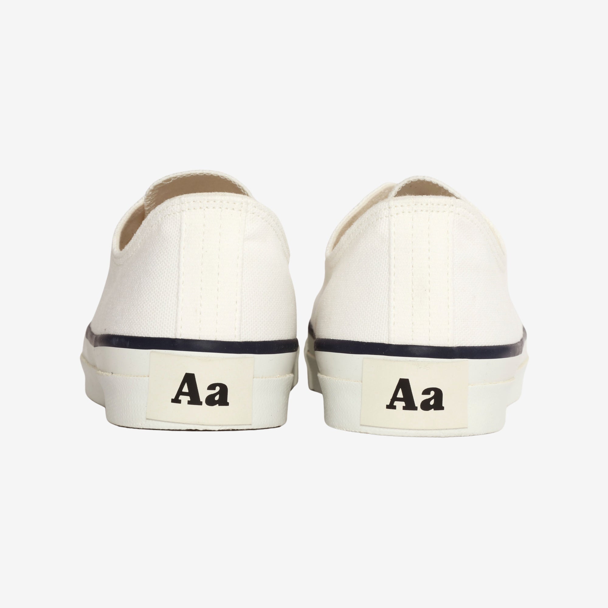 046 Canvas Athletic Shoes