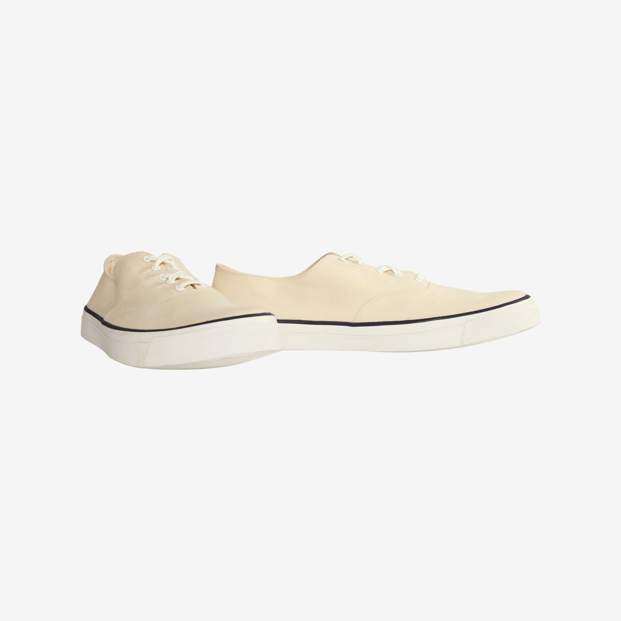 Low Cut Sneakers