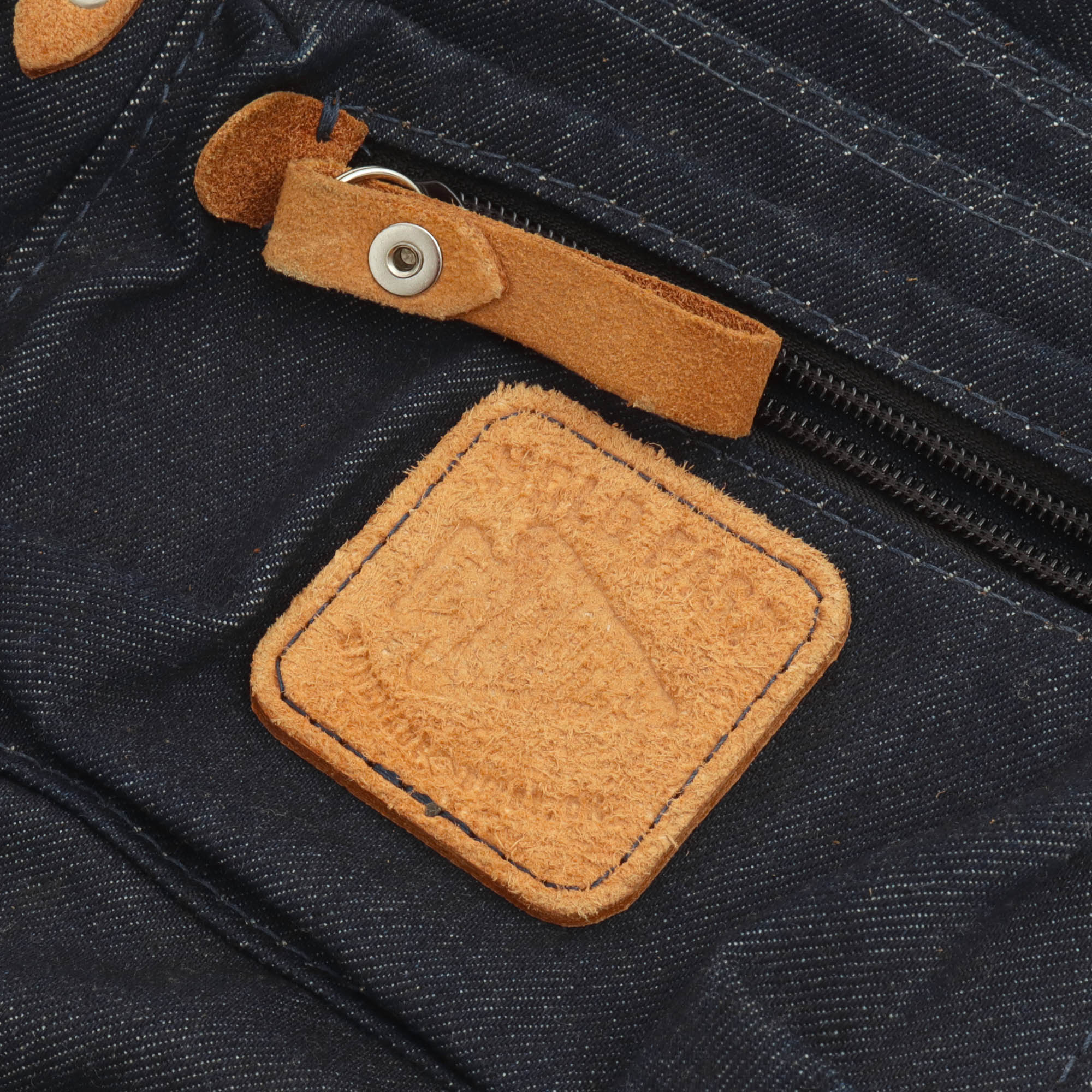Explorer Lens Quiver Messenger Bag