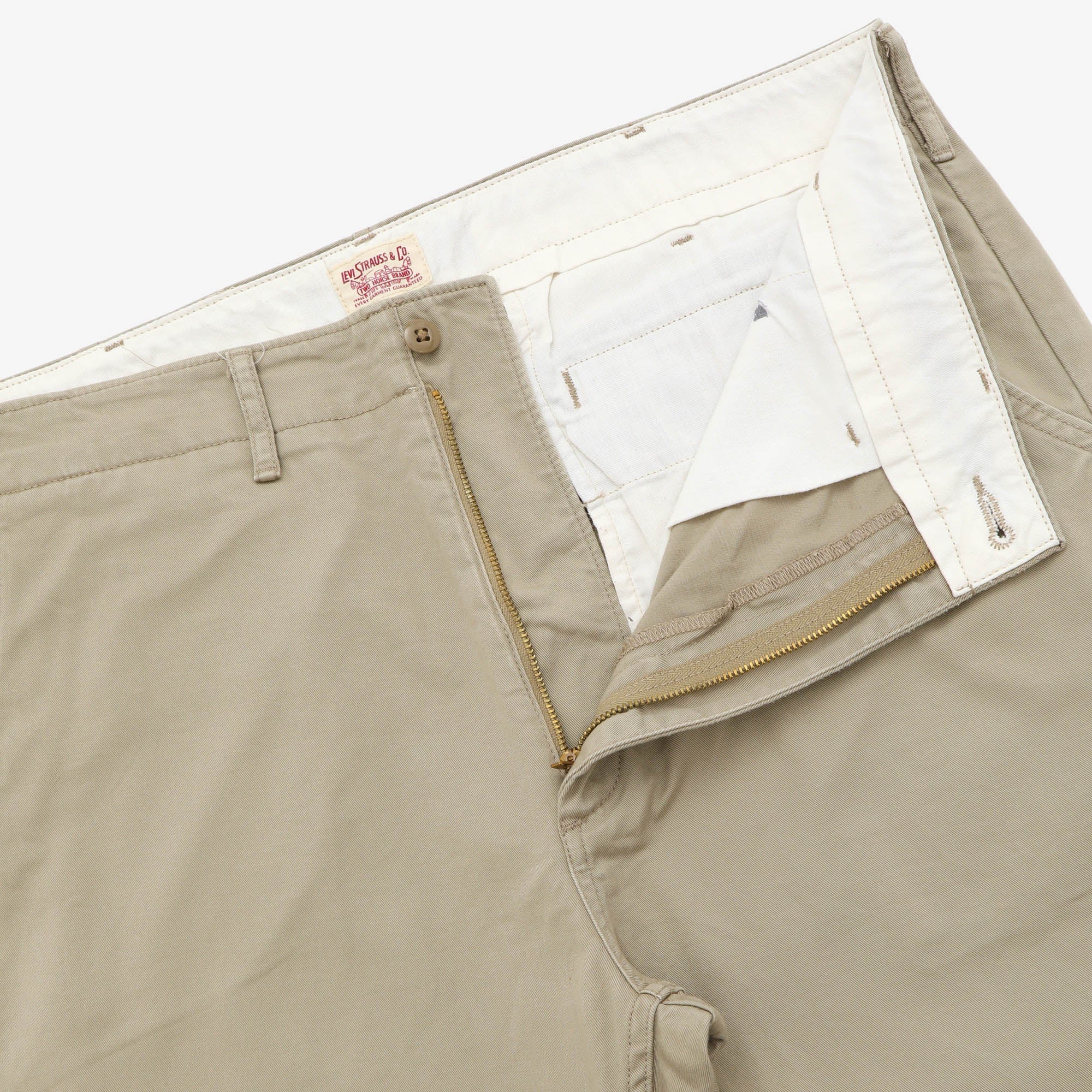 502 Regular Taper Fit Chino Pants (36W X 28L)