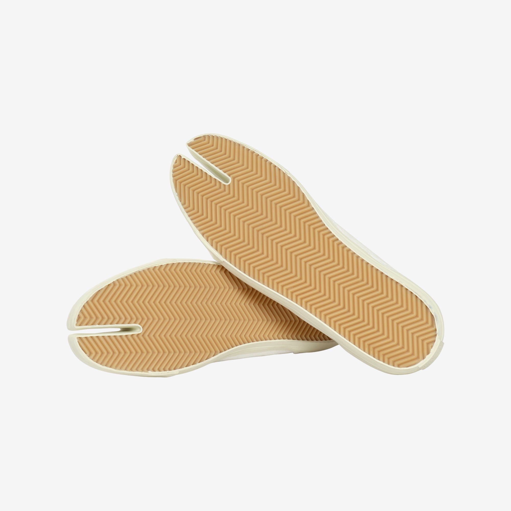 On the Deck Tabi Canvas Pumps