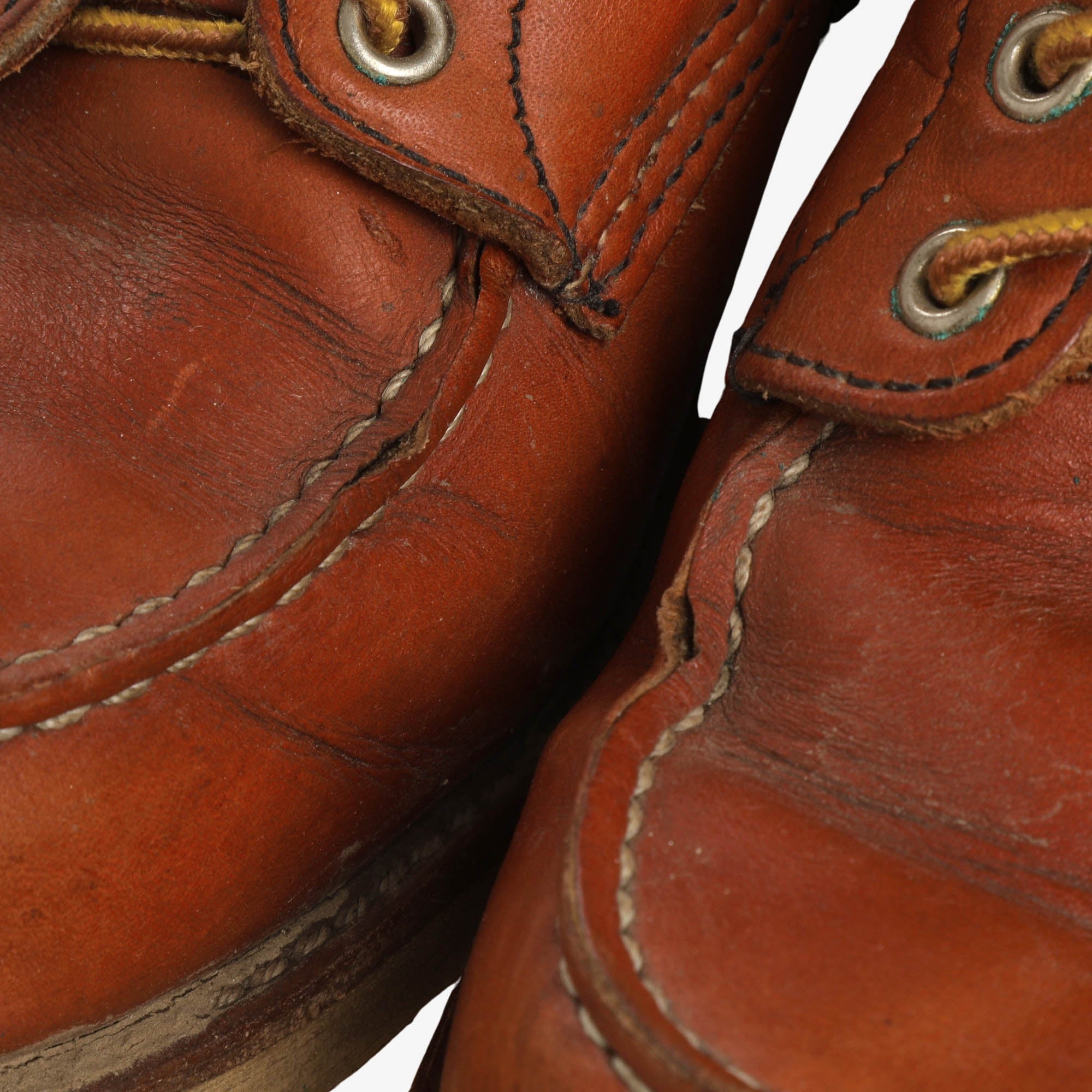 8131 Heritage Classic Moc Toe Boots (UK8)