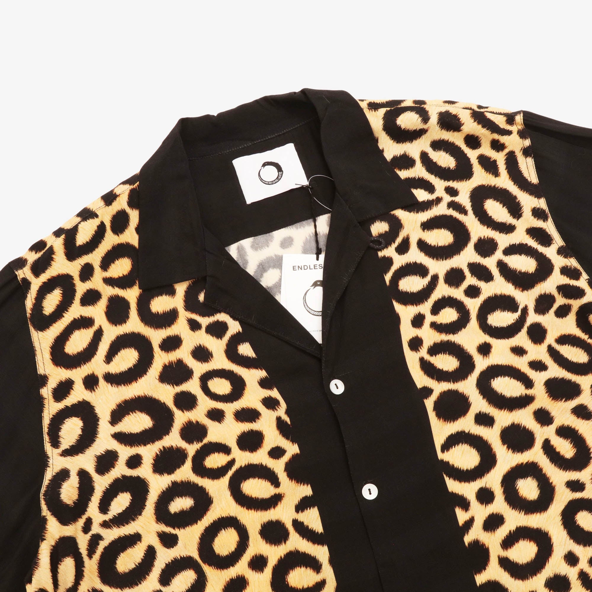 Leopard Print Border Vacation Shirt