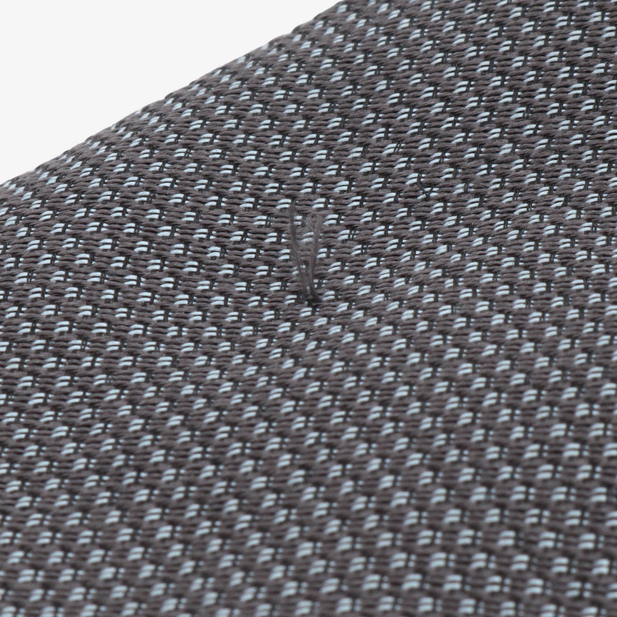 Carberry Neat Tie