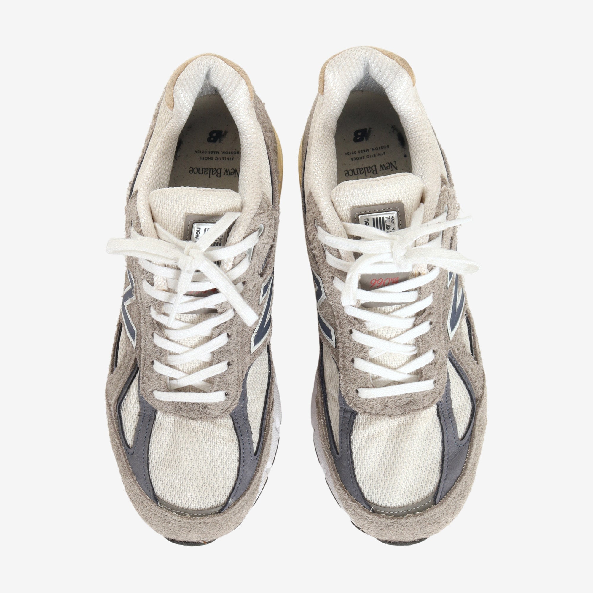 990v4 Sneakers (USA)