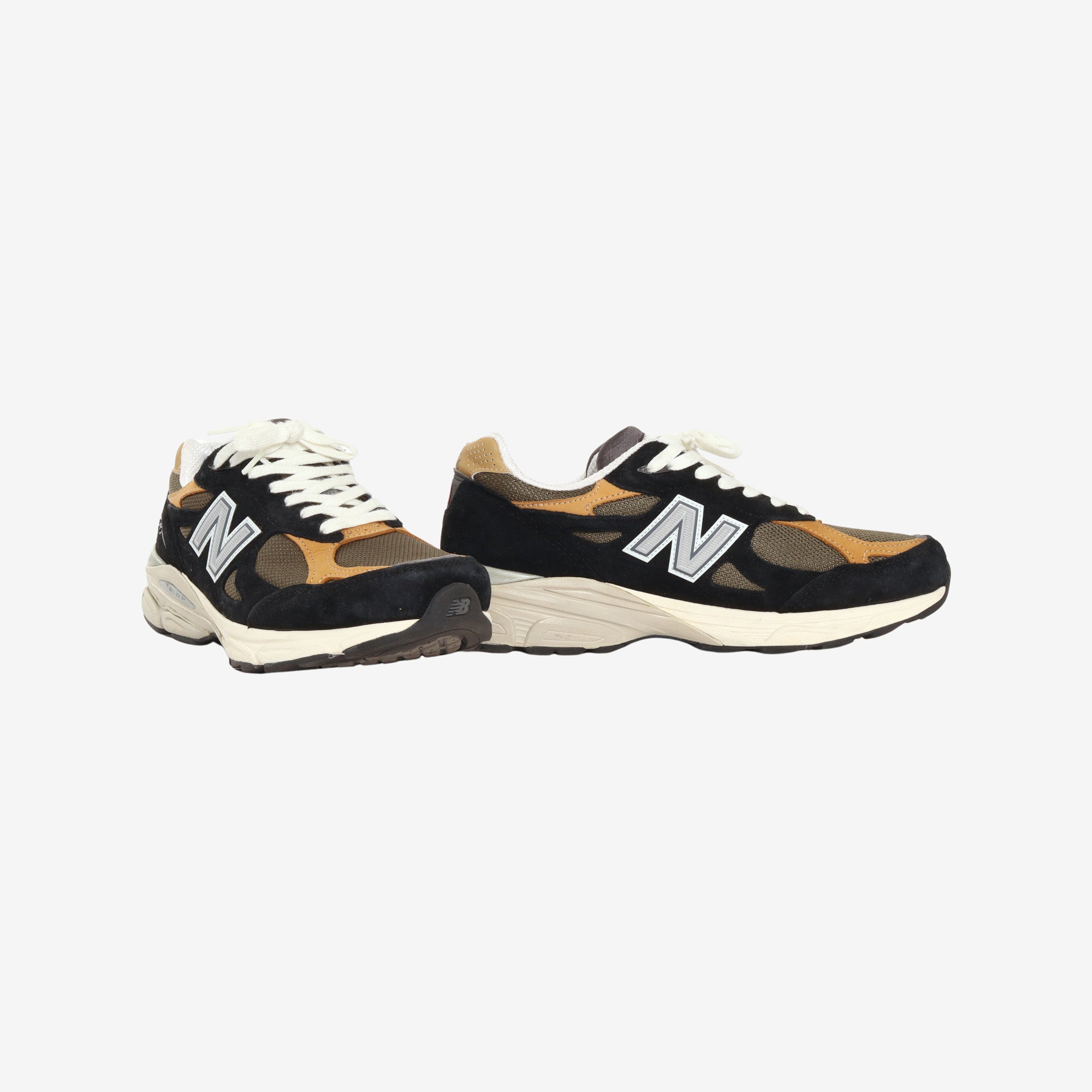 990v3 Sneakers (USA)