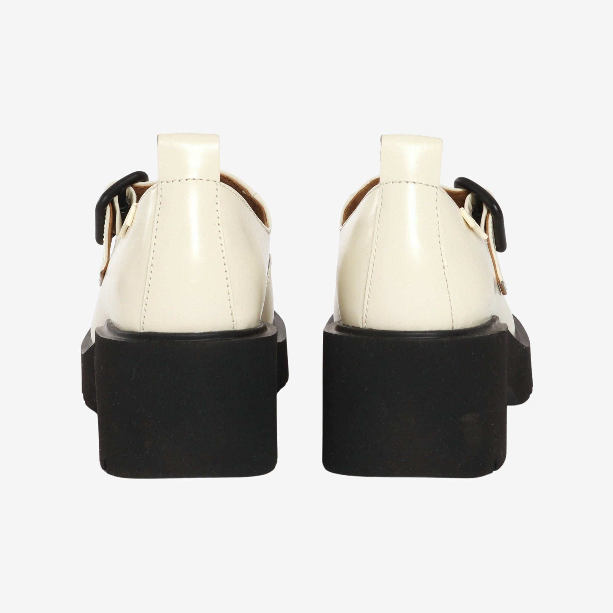 Milah Platform Pumps
