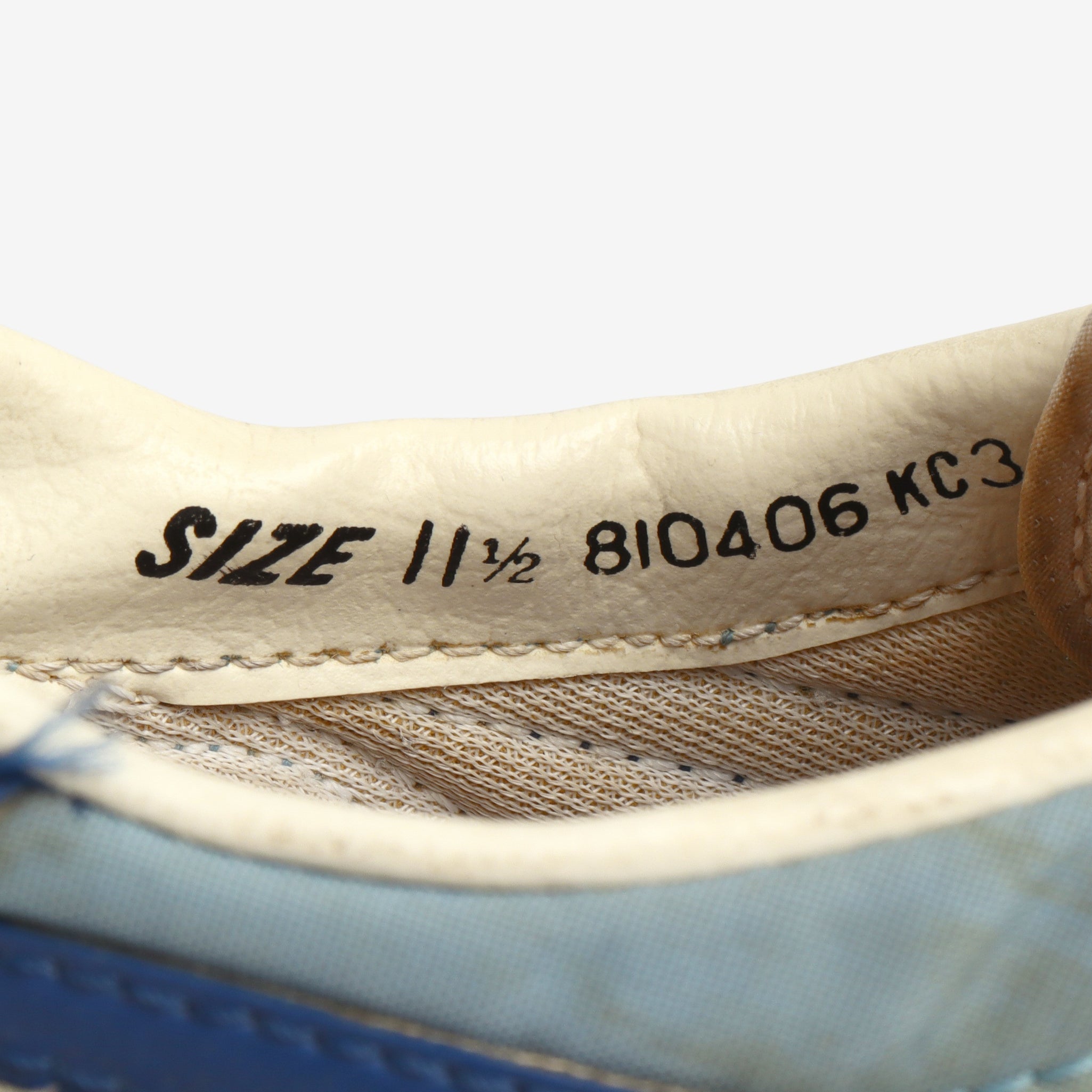 Vintage Oceania Sneaker (Fits UK8/US9)