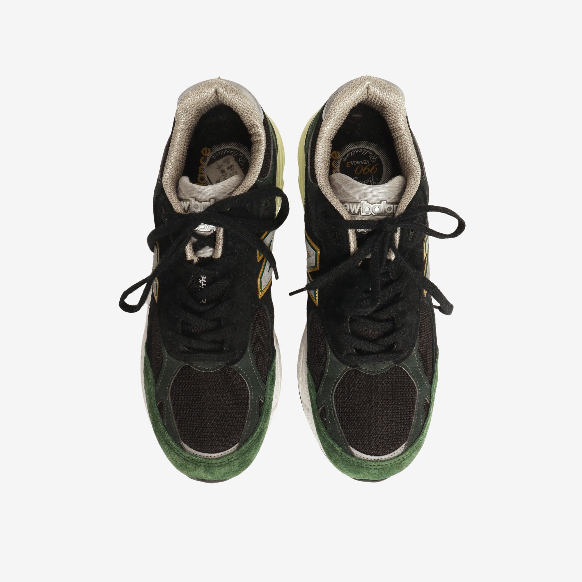 990V3 Sneaker