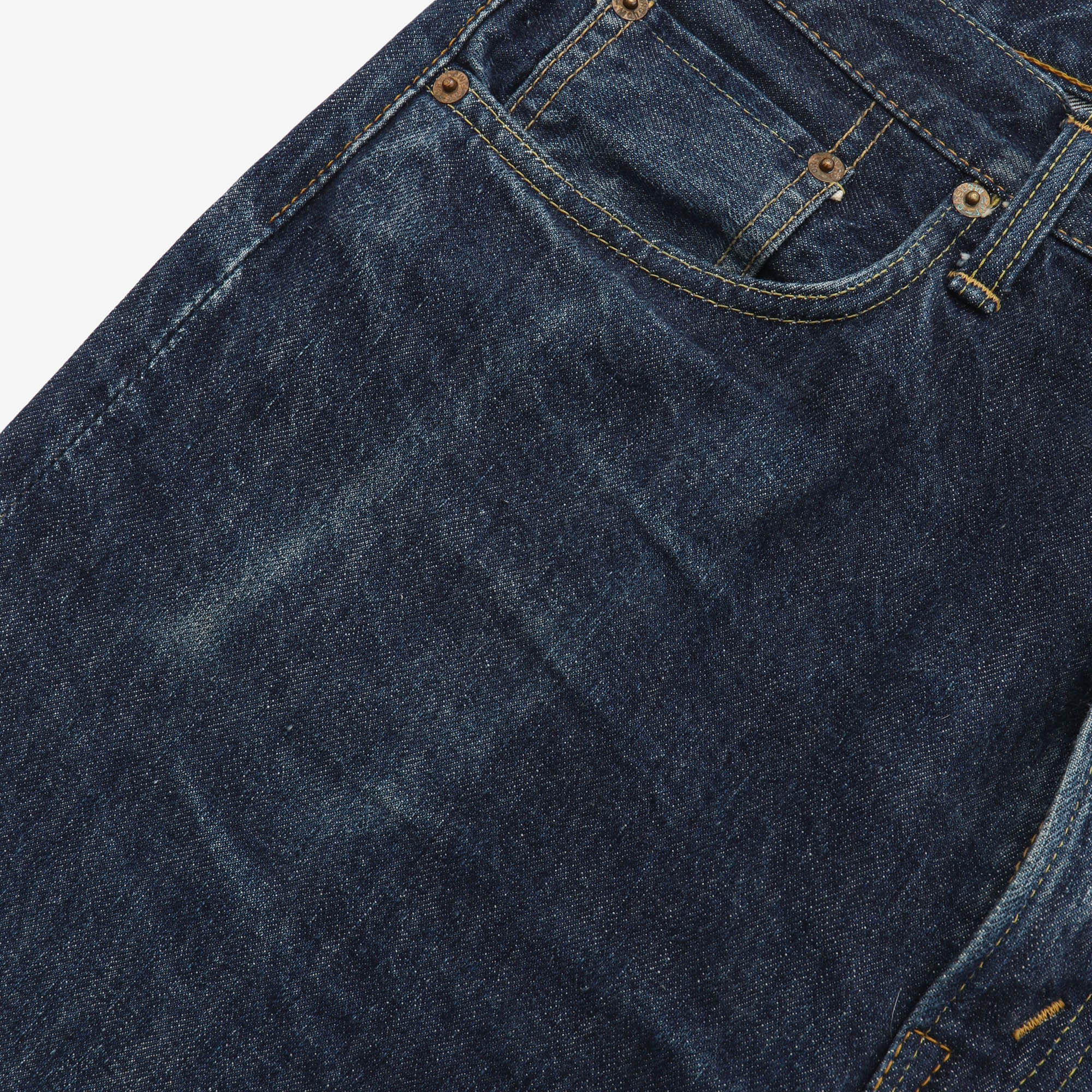 107 Selvedge Jeans (33W X 31.5L)