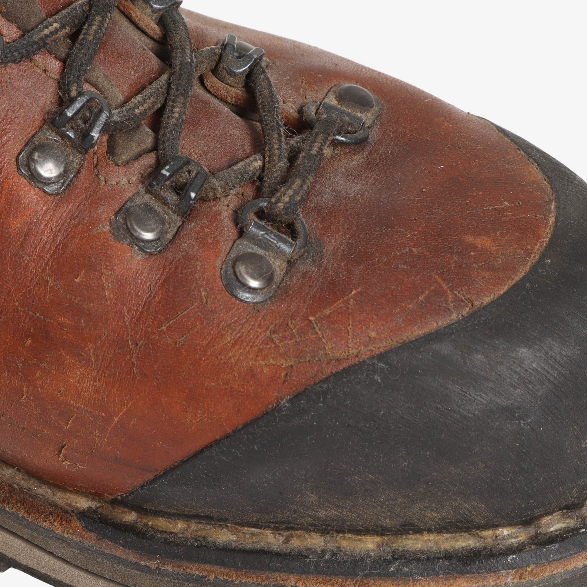 1025 Tofane Wax Boots